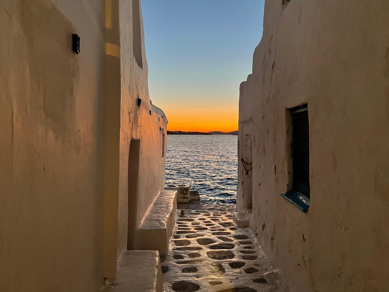 Mykonos Old Town: Aesthetic Secret Alleys & Sunset Photo Tour