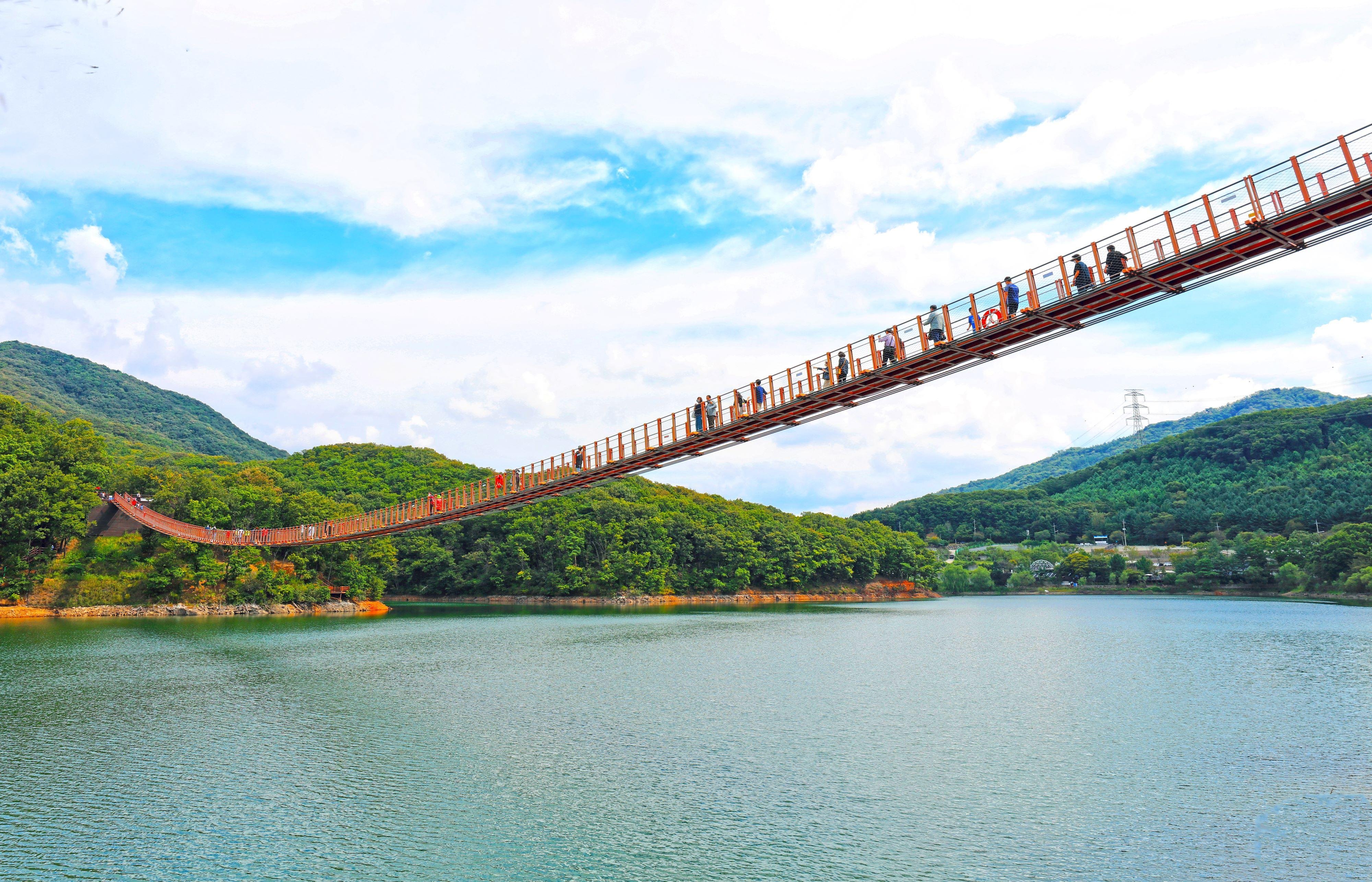 Seoul DMZ Tour: JSA Museum, Defector Talk & Scenic Add-Ons