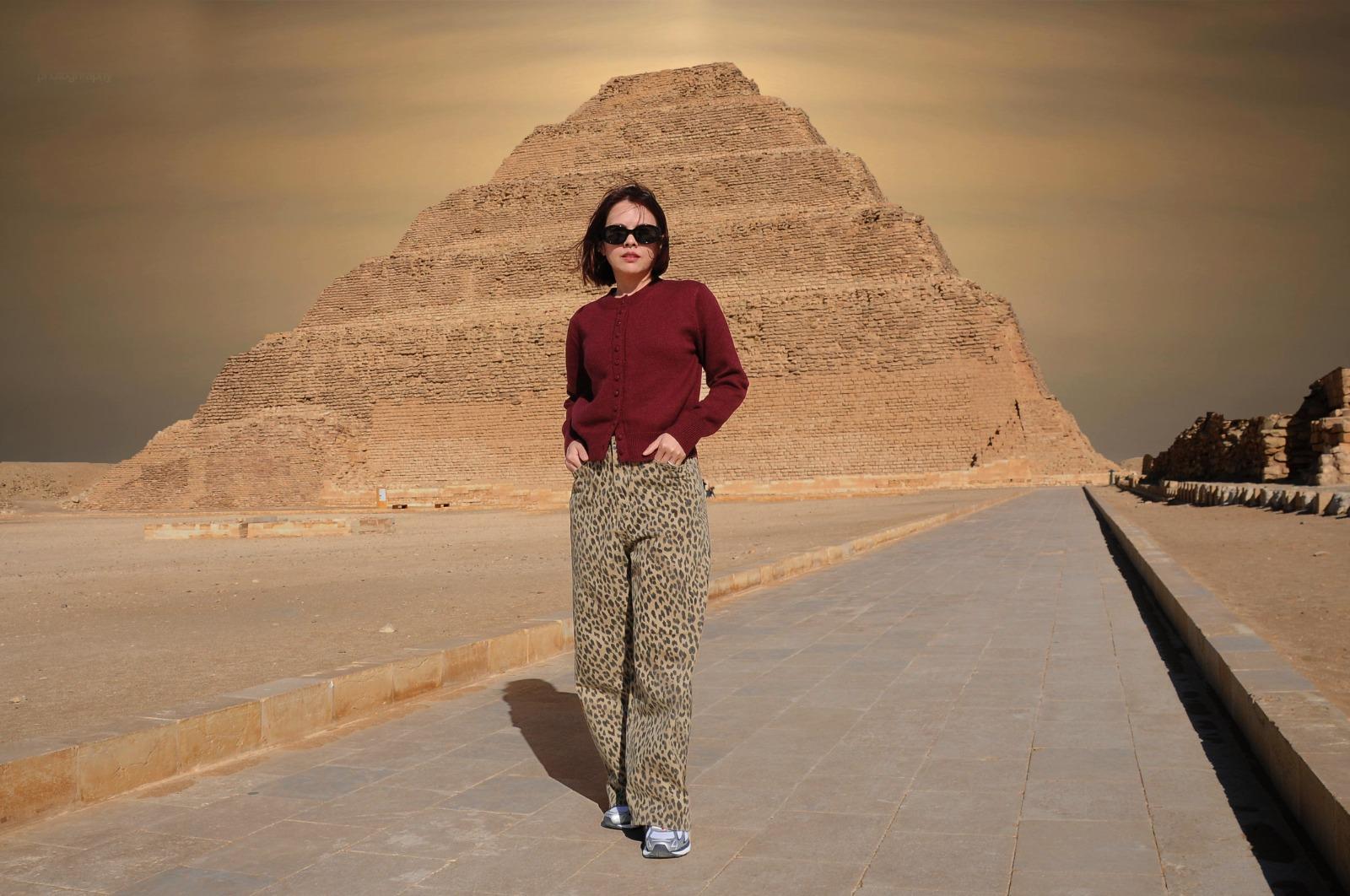 Saqqara, Memphis & Dahshur Archaeology Tour with Lunch
