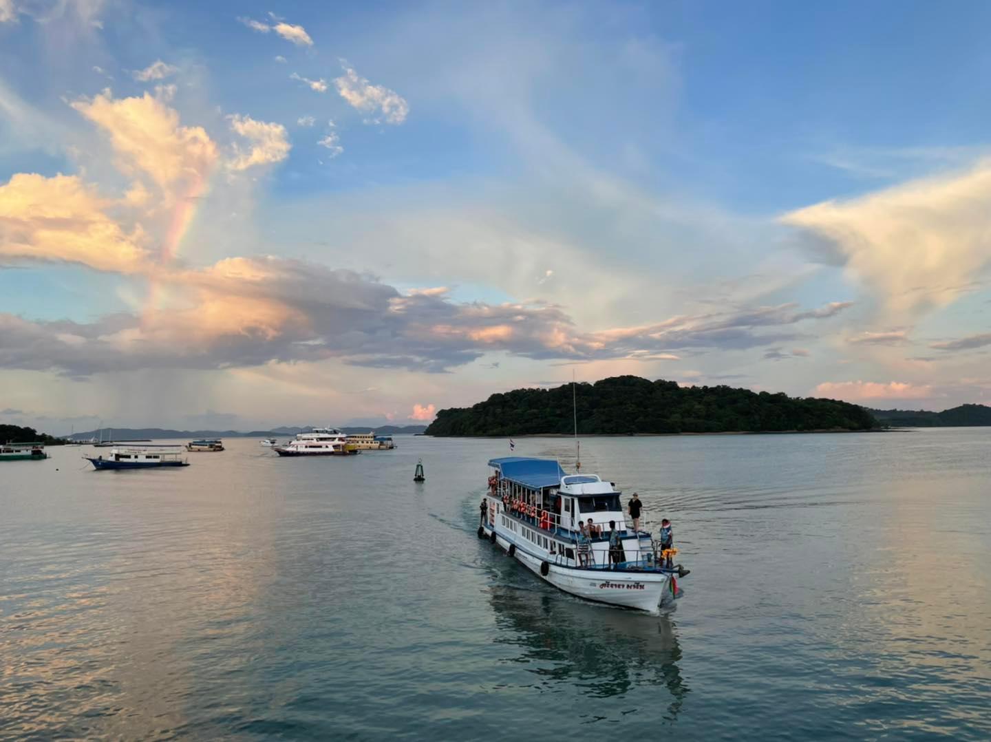 James Bond Island Sunset & Bioluminescent Plankton Cruise