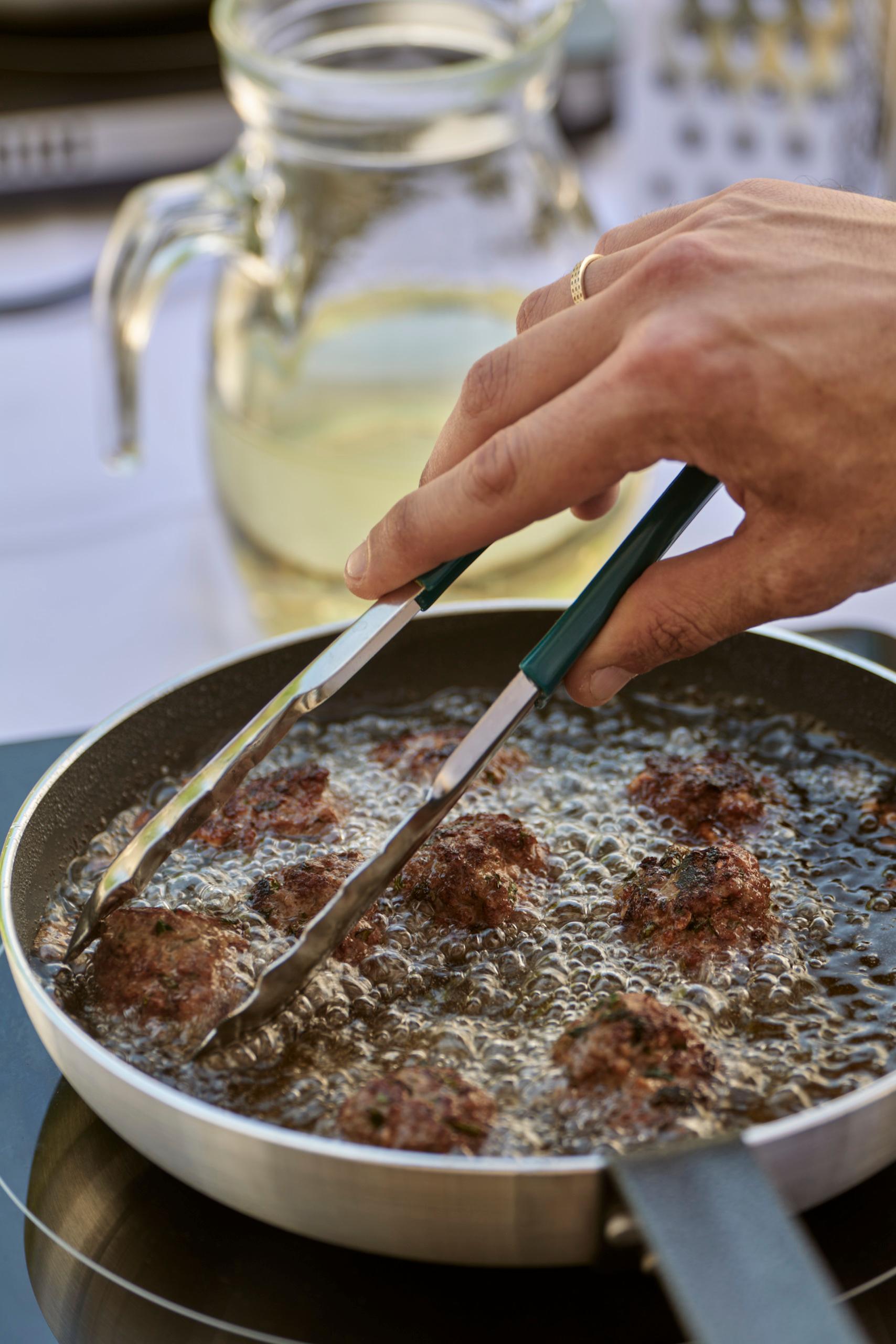 Mykonos: Authentic Greek Cooking Workshop