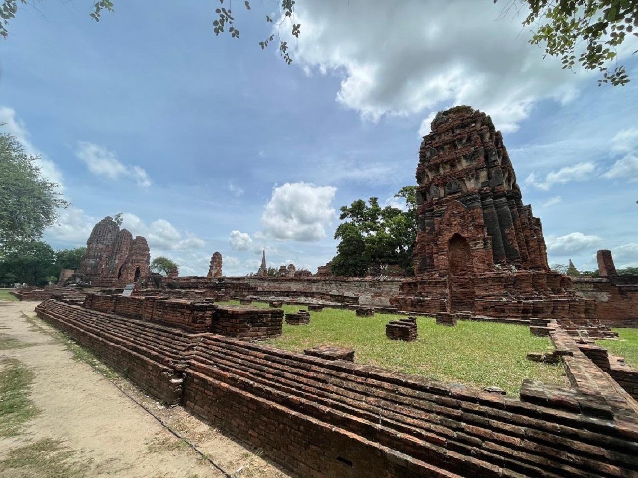Ayutthaya Historical Park Guided Day Trip from Bangkok