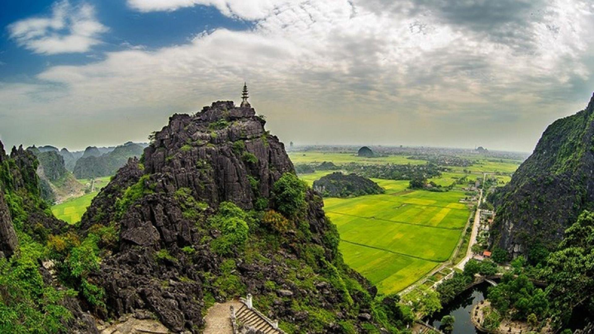 Ninh Binh Private Full-Day Tour from Hanoi
