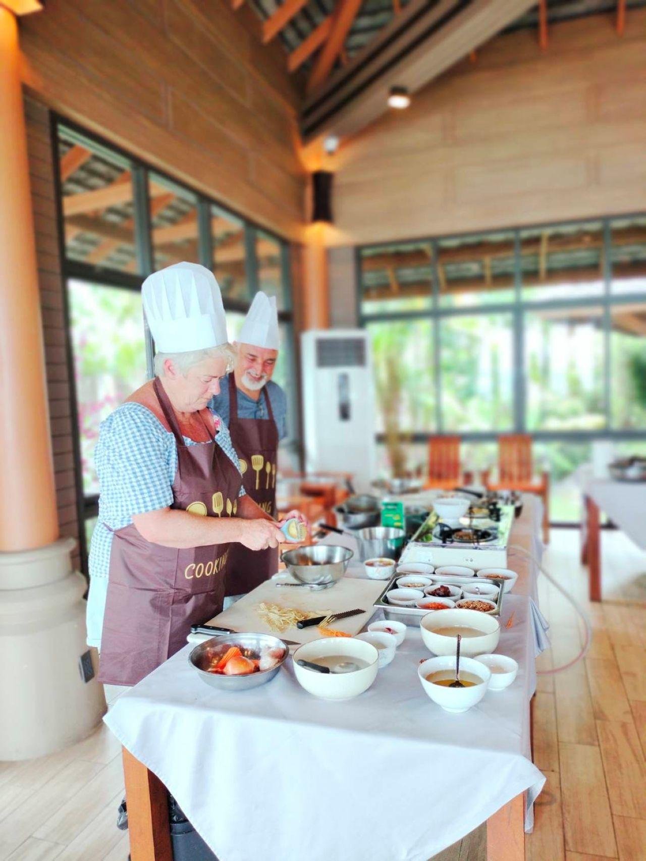 Thai Cooking Class on Mae Nam Beach