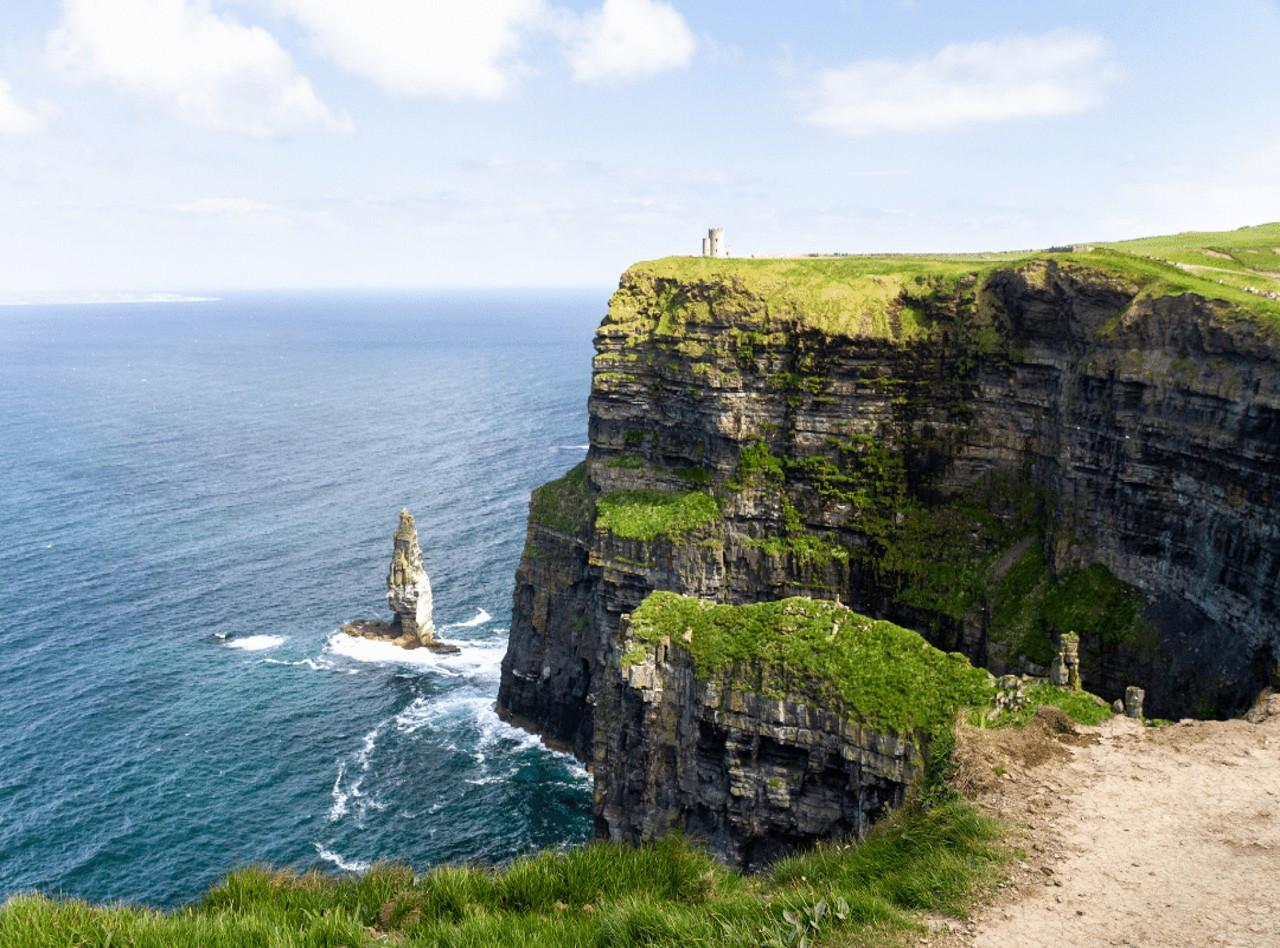 Dublin to Cliffs of Moher, Burren & Galway Full-Day Tour
