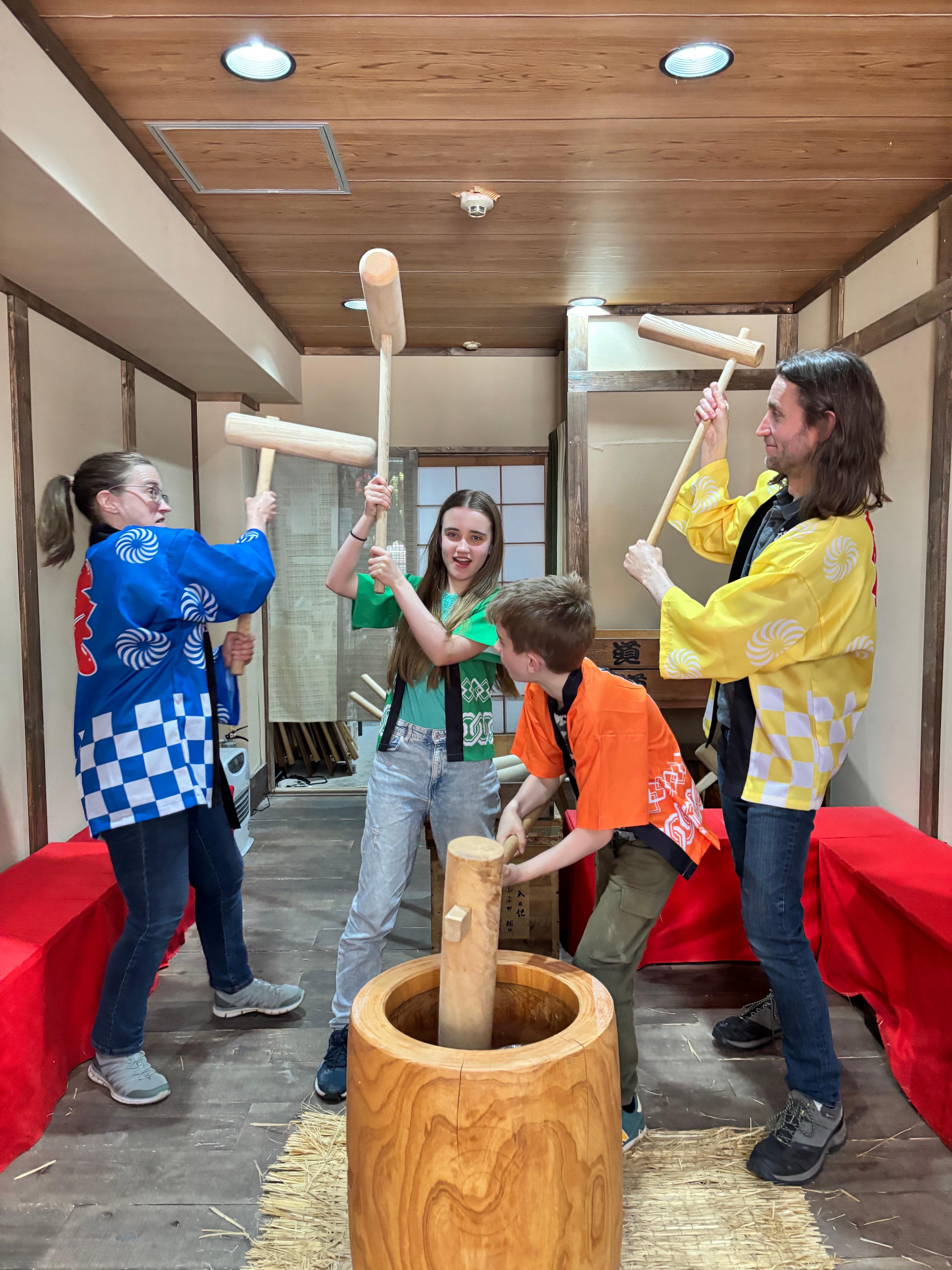 Osaka Traditional Mochi Pounding Workshop & Tasting