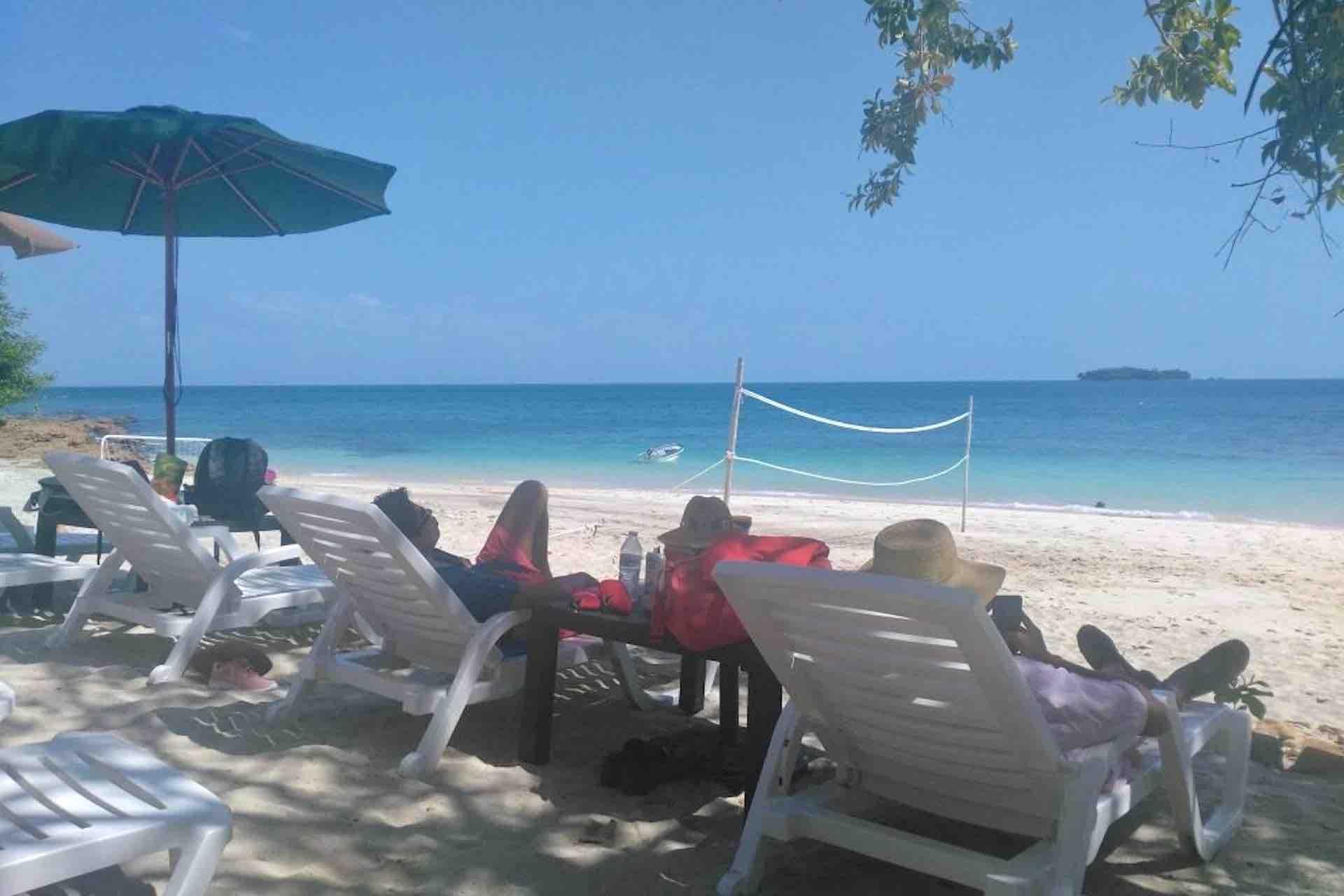 Las Perlas Island Resort Beach Day Pass
