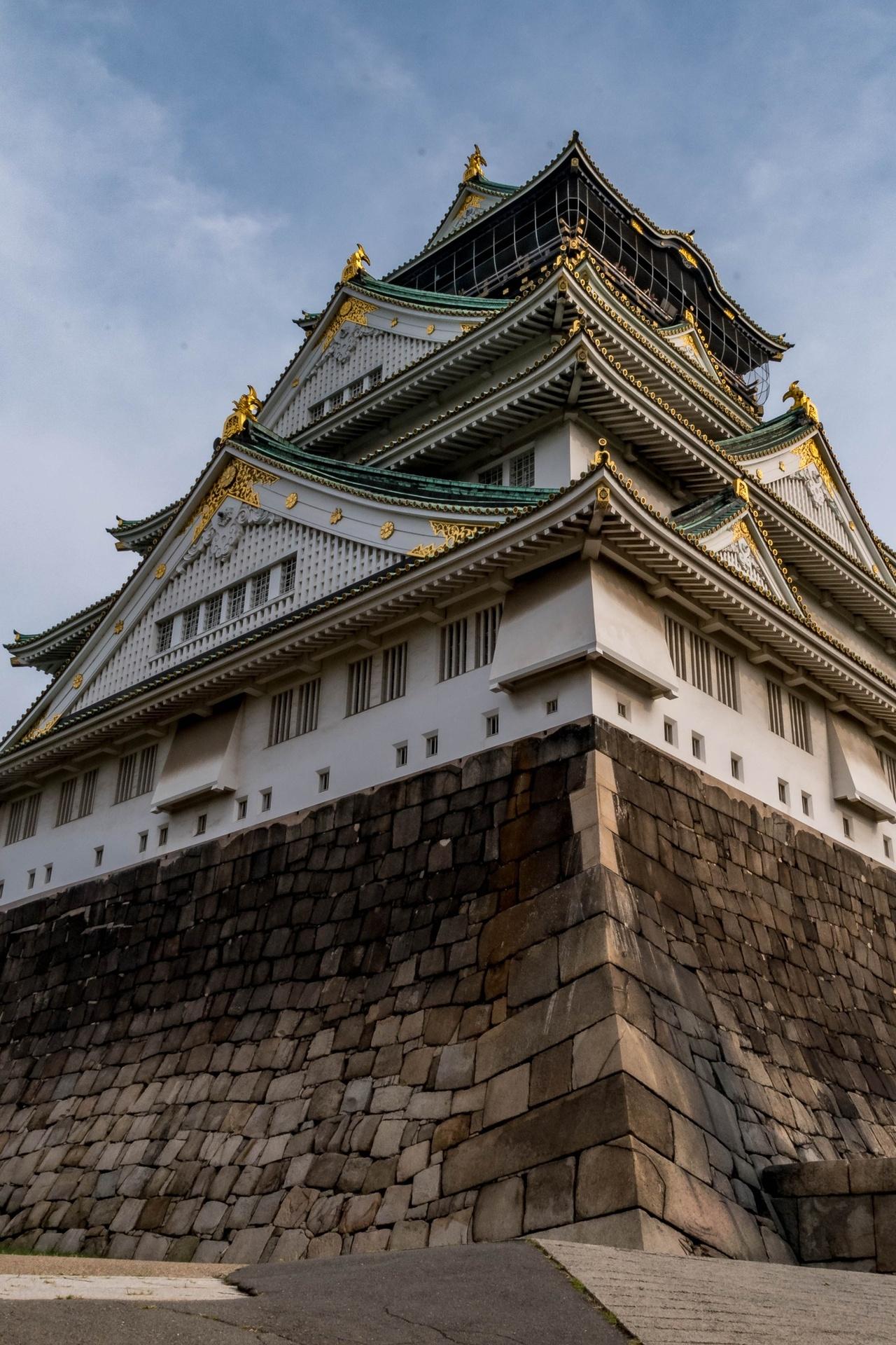 Osaka: Osaka Castle Haunted History Tour (Night & Day)