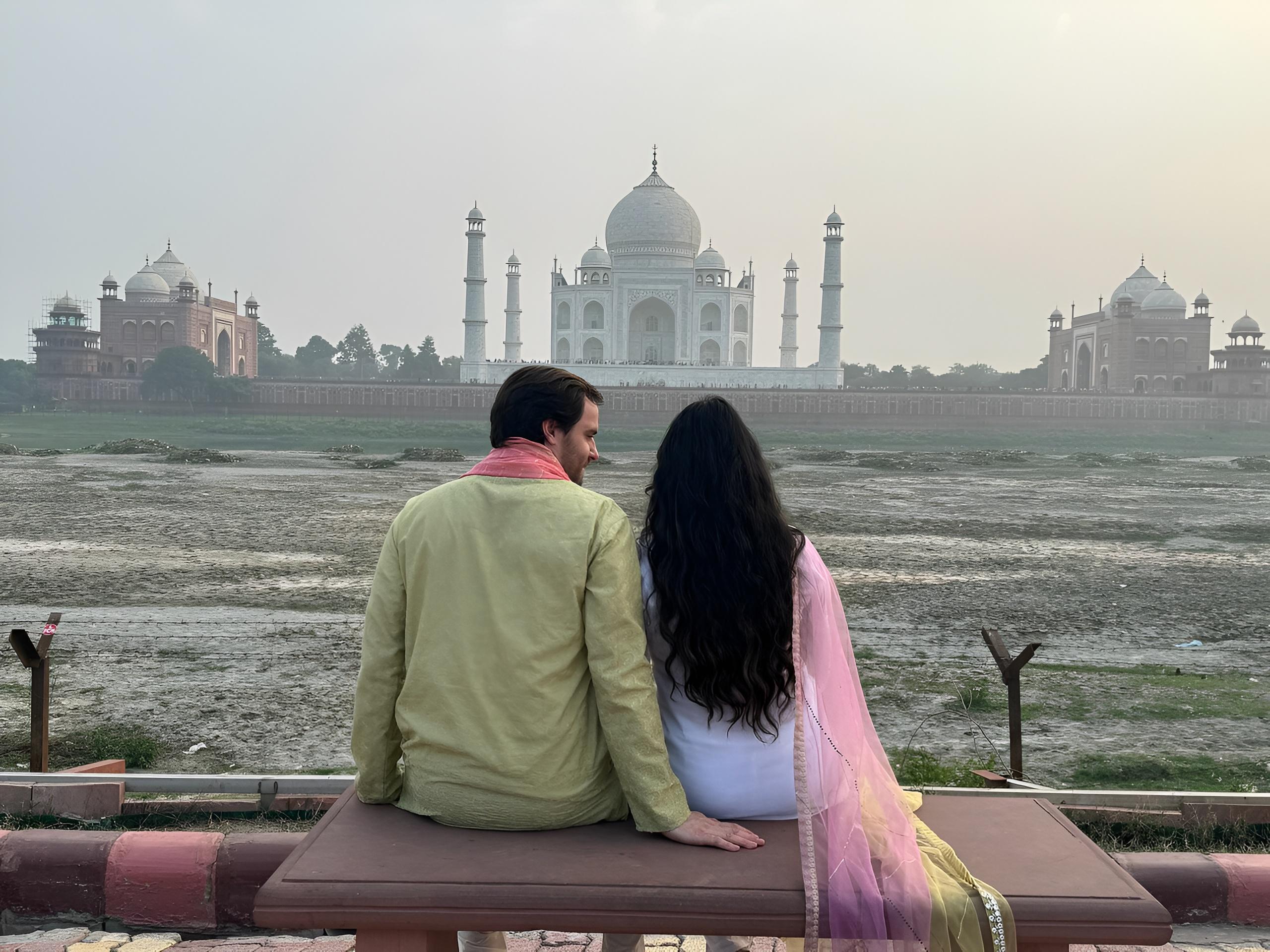 Taj Mahal Skip-the-Line Guided Tour