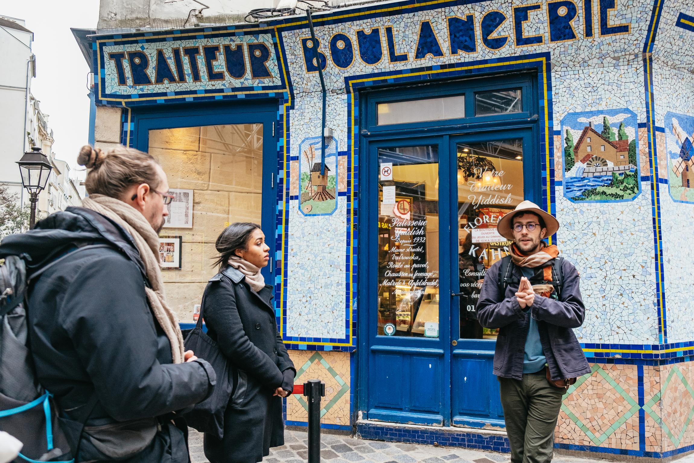 quarter tour in Paris — photo 11