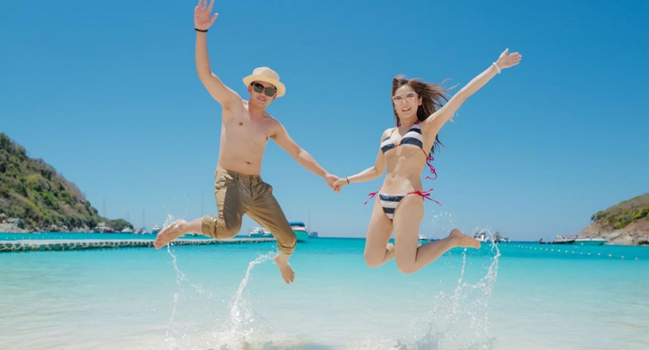 Intimate Catamaran Cruise: Coral & Racha Islands