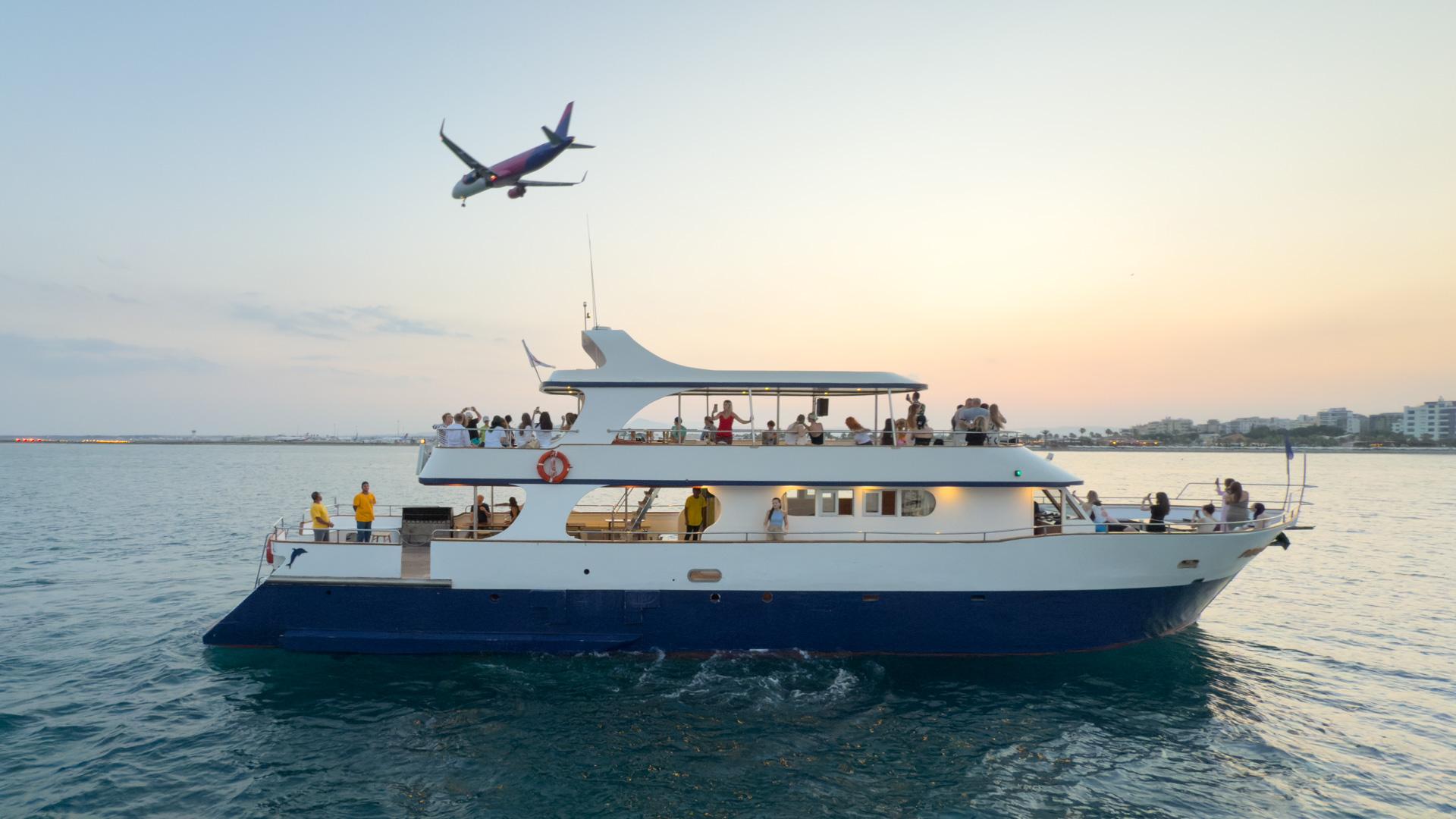 Larnaca Sunset Sailing with Wine