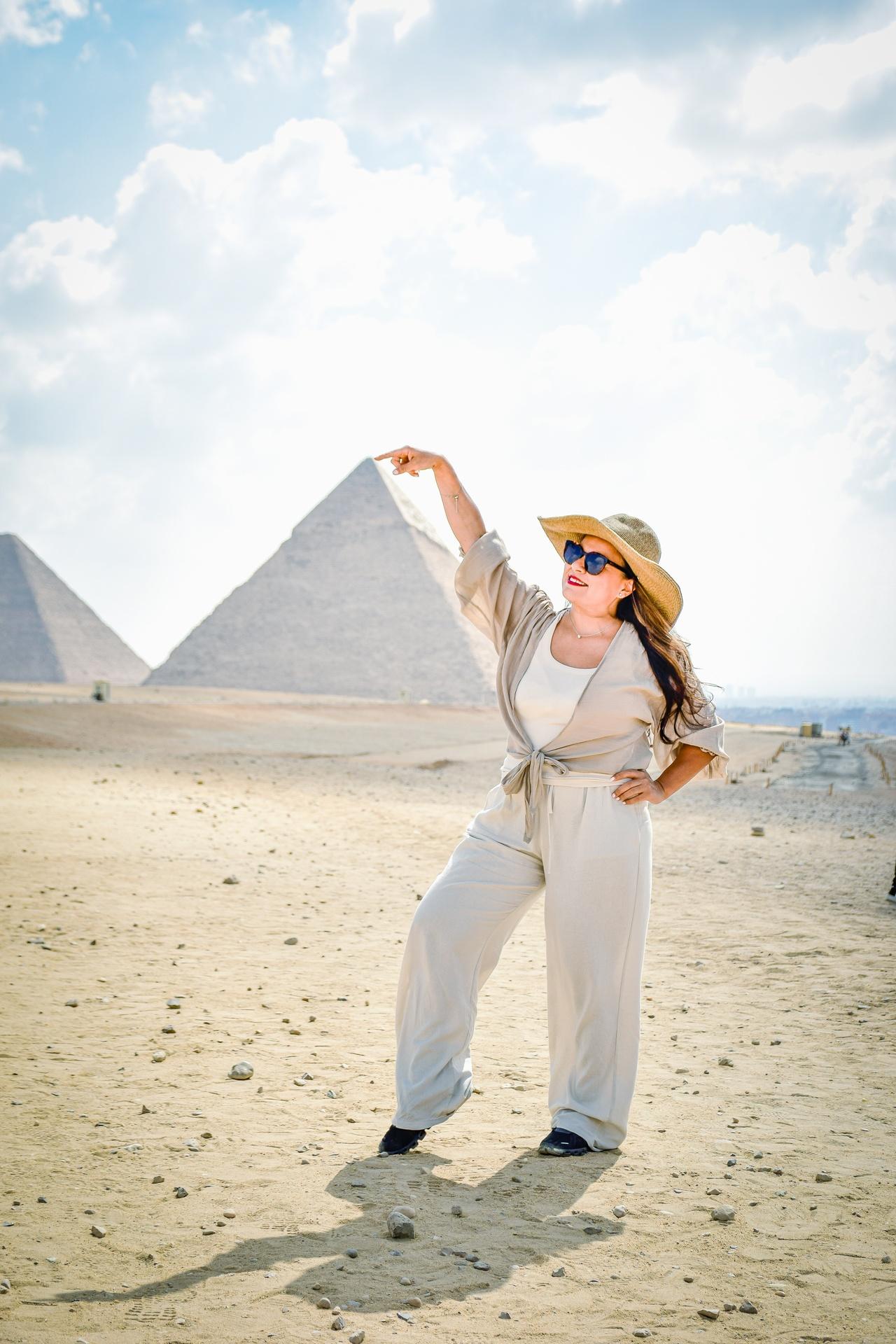 Cairo Pyramids & Museum Day Trip from Hurghada