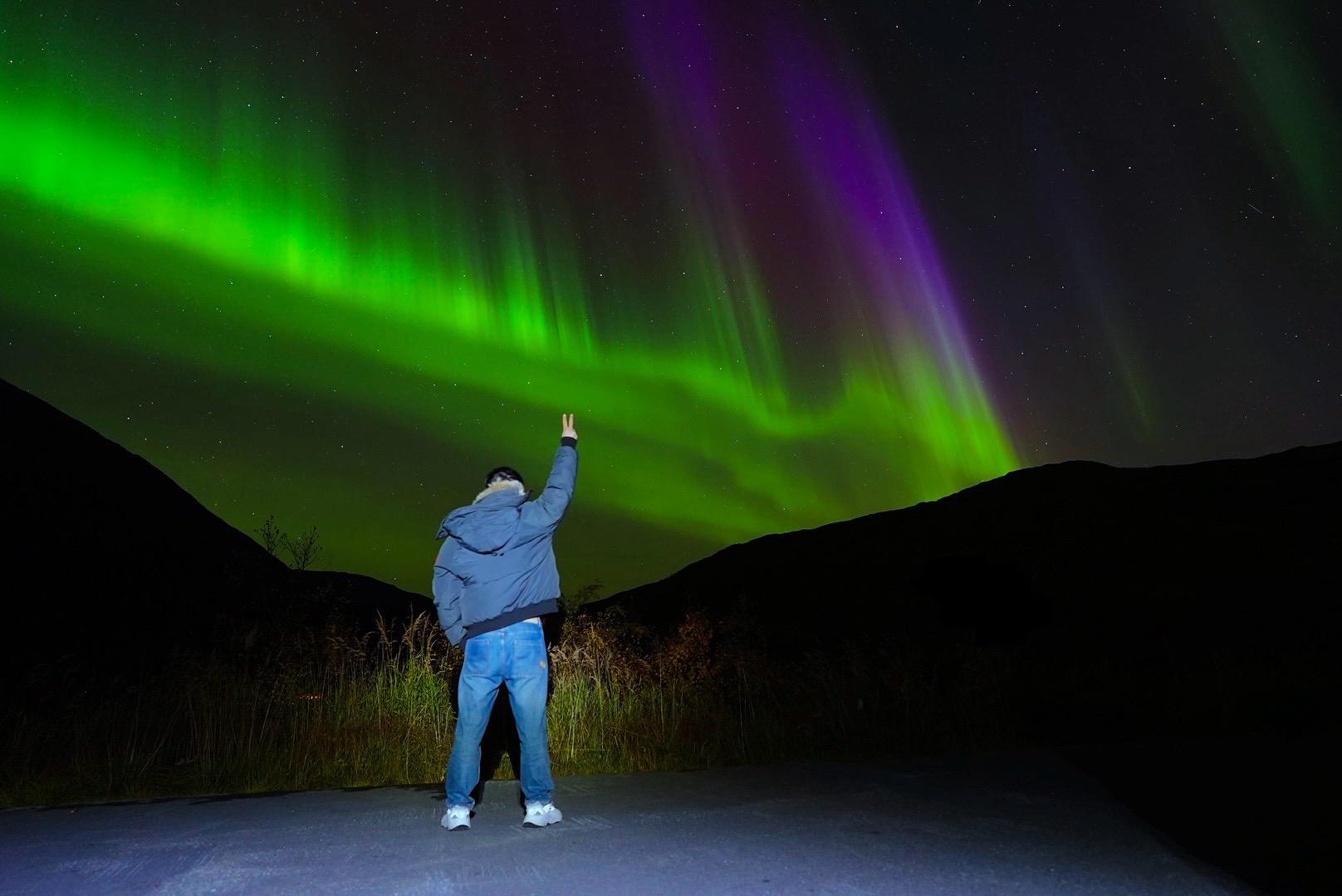 Northern Lights Hunt with Expert Guide & Photography