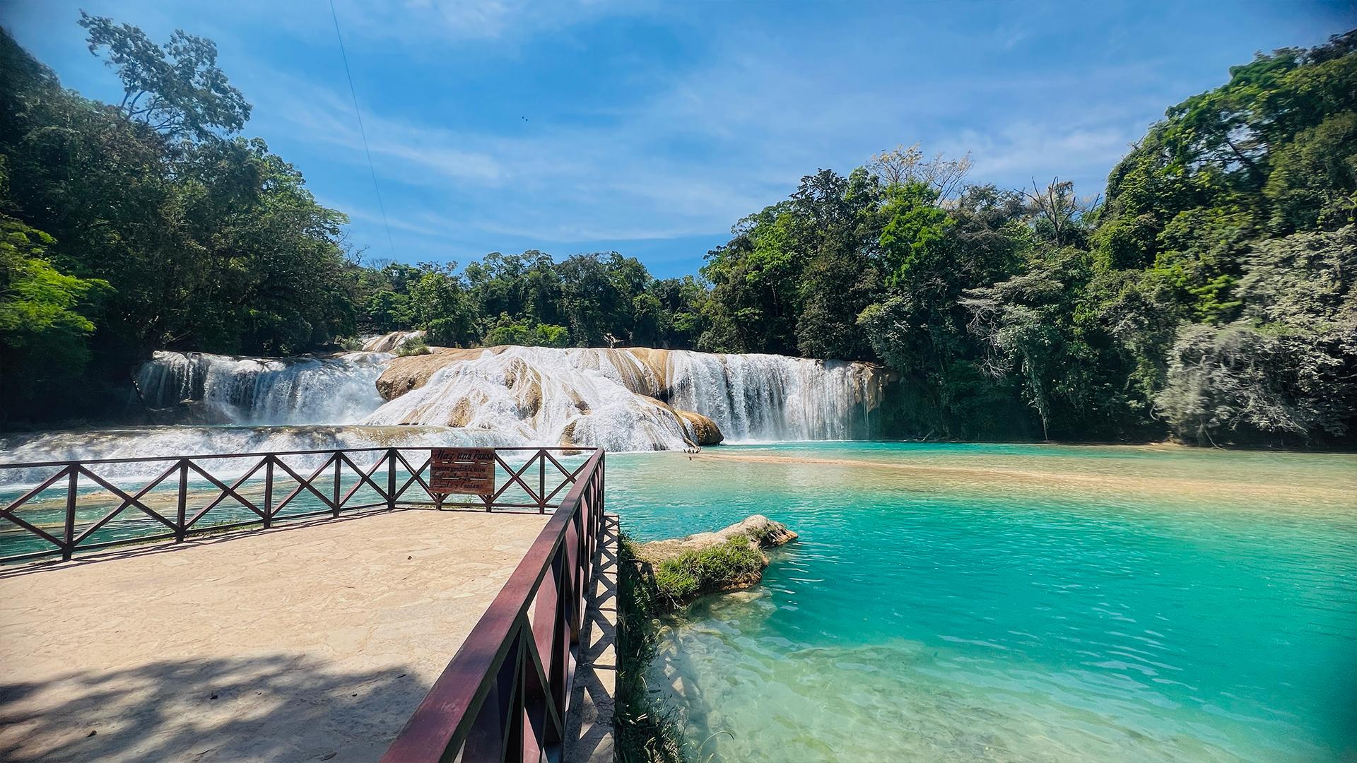 Palenque Ruins and Chiapas Waterfalls Full-Day Tour