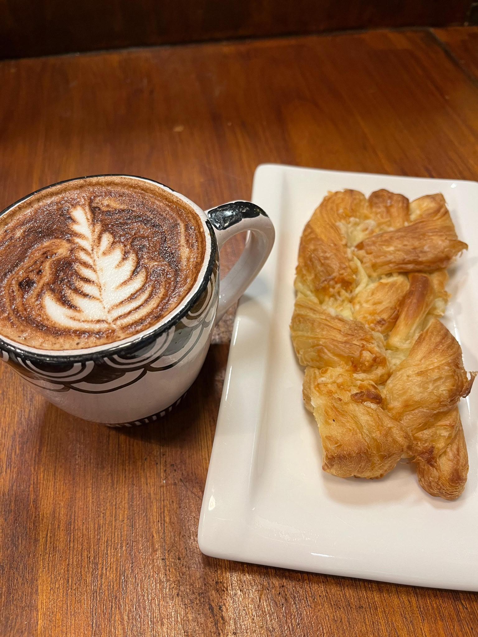 Historic Colonia del Sacramento Walking Tour with Coffee