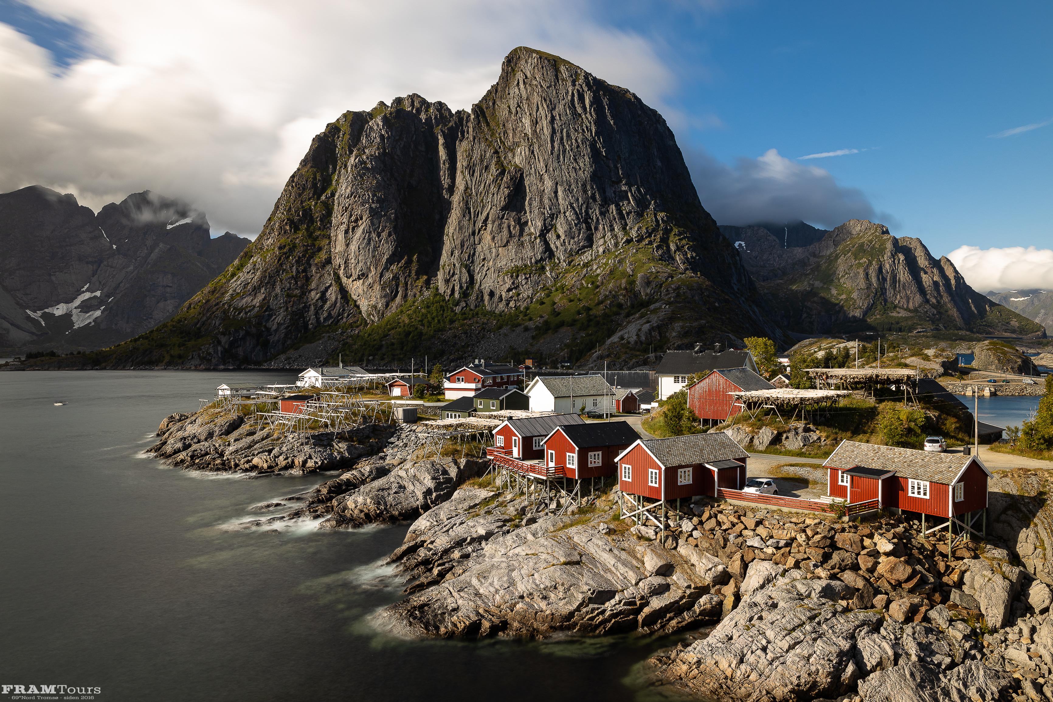 Bunesstranda Beach Hike & Boat Adventure from Reine