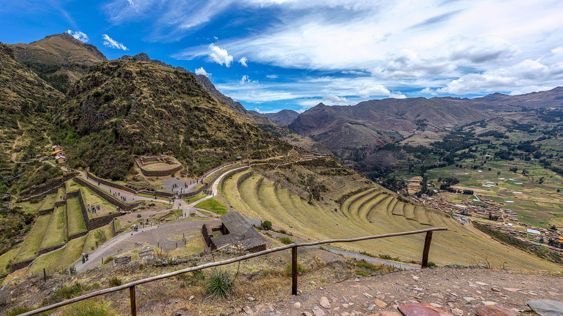 Sacred Valley Full-Day Tour: Inca Ruins, Salt Mines & Local Markets