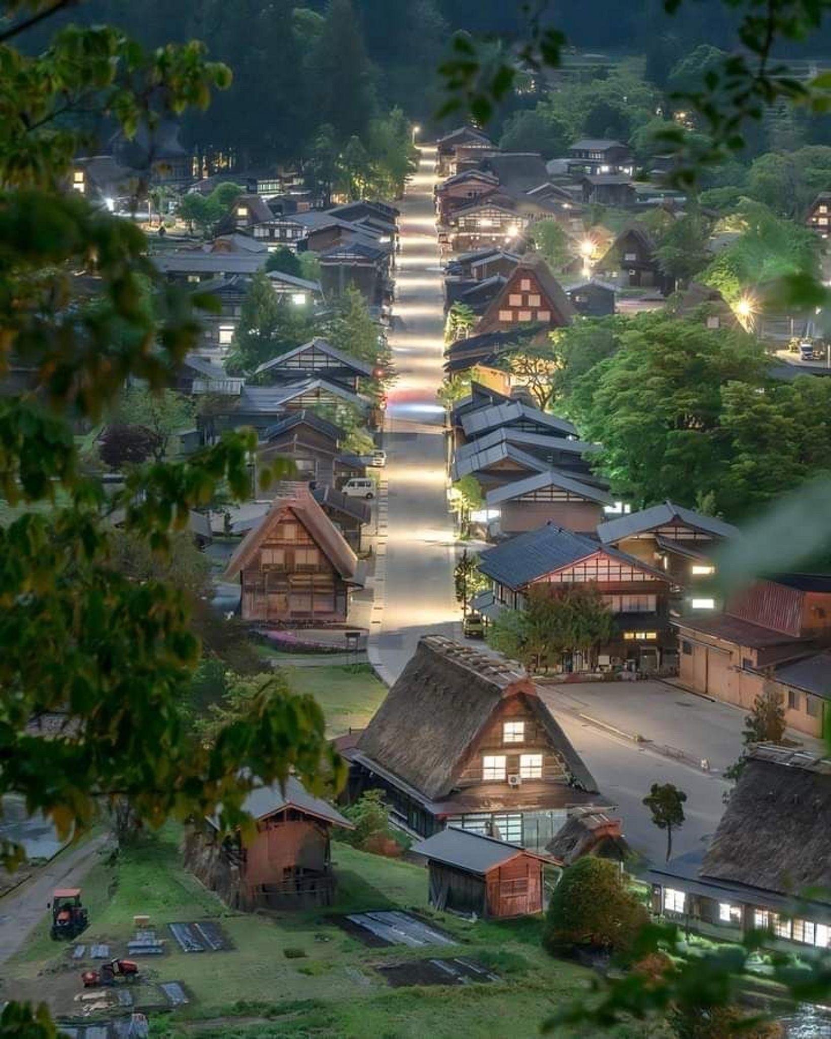 Shirakawa-go & Takayama Private Mountain Tour