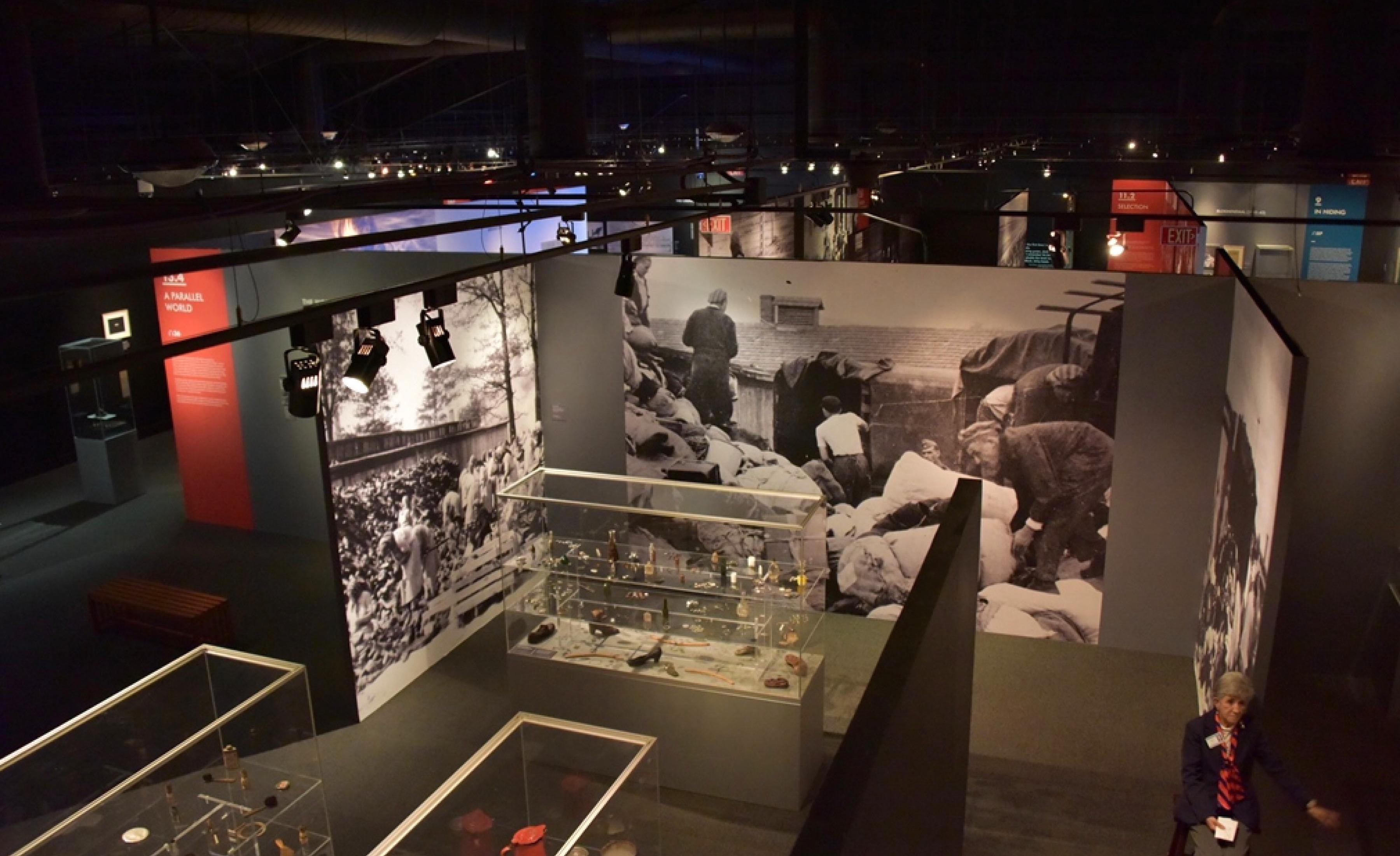 Krakow: Auschwitz-Birkenau Memorial Private Transfer Tour