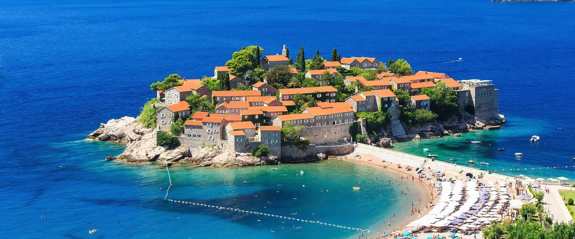 Budva Coastal Boat Tour with Cave Visits and Beach Stops