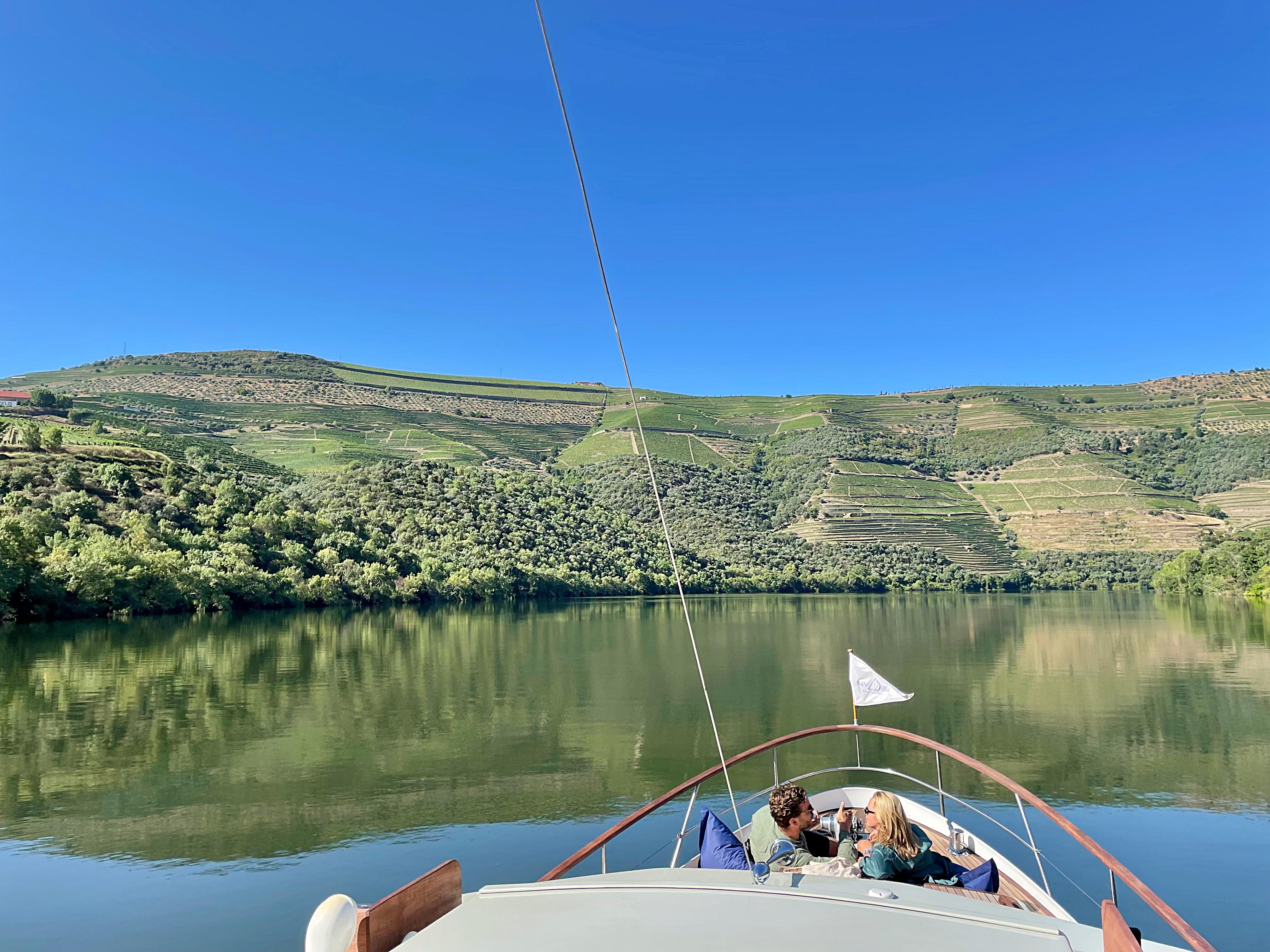Private Yacht Cruise on the Douro River from Pinhão