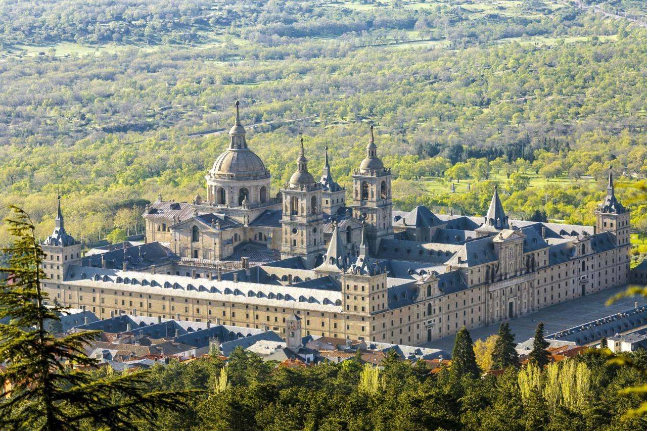 El Escorial, Valley of the Fallen & Segovia Day Tour