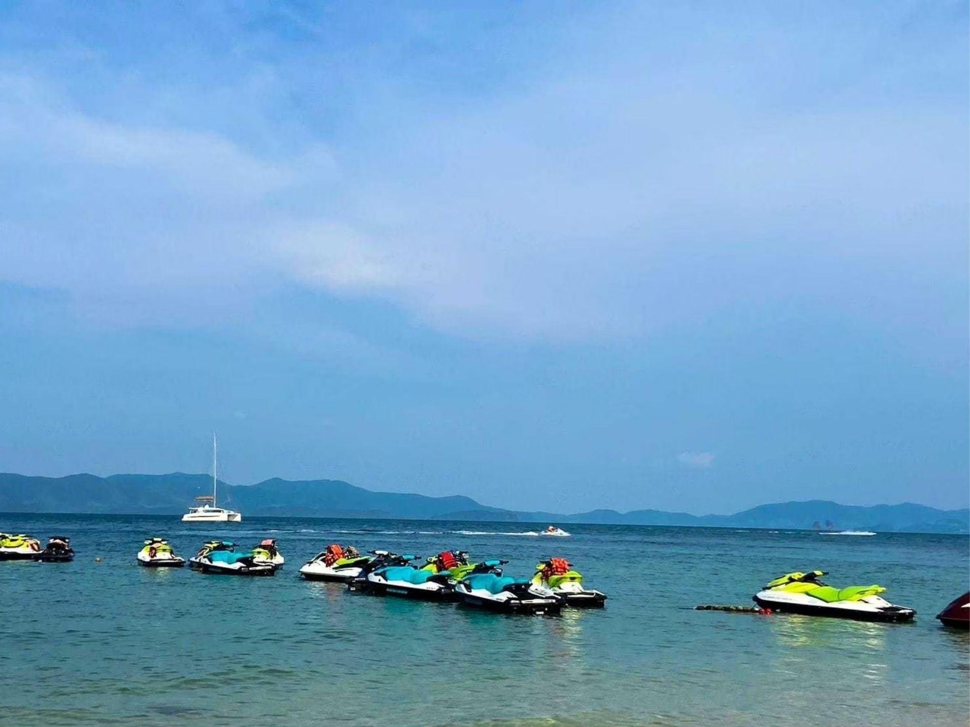 Phang Nga Bay Sea Canoe & James Bond Island Full-Day Tour