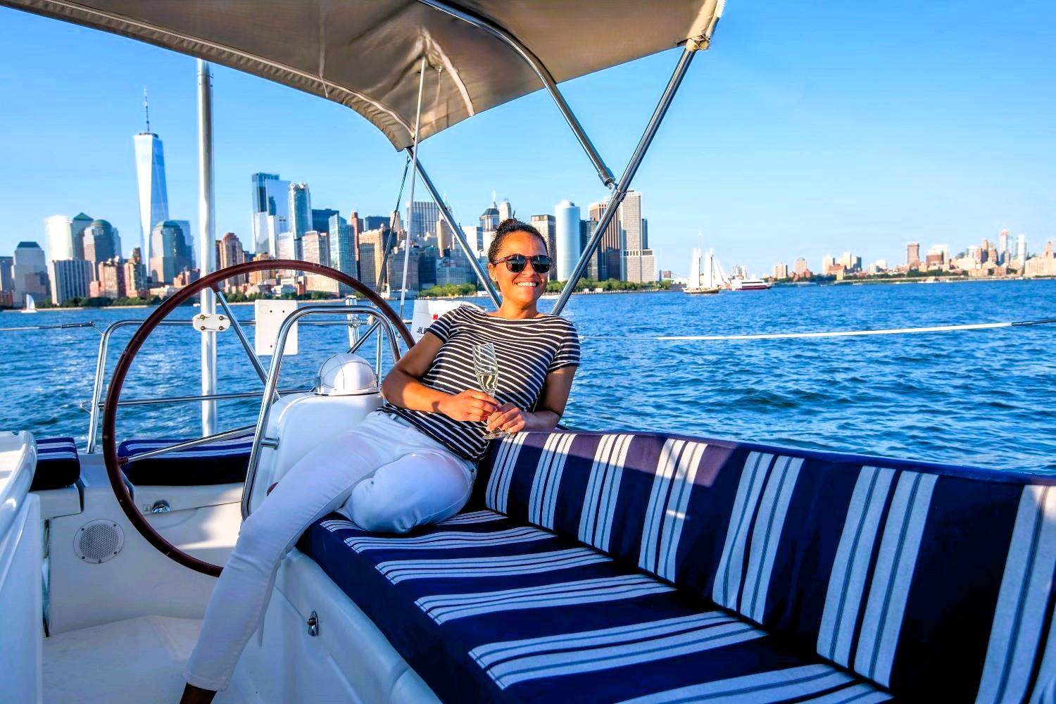 NYC Private Champagne Sailing Yacht to the Statue of Liberty