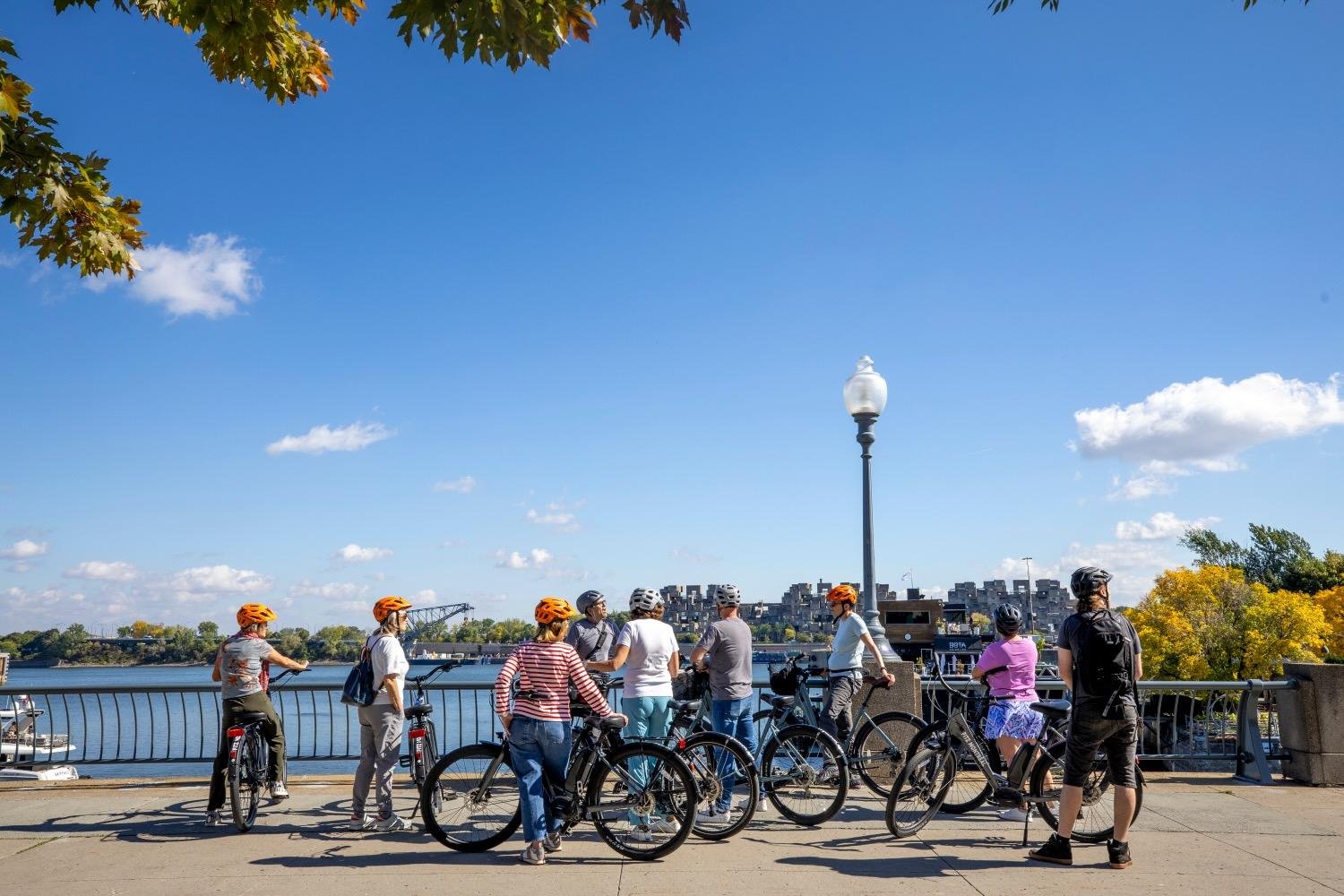 Downtown & Old Montreal Cycling Adventure