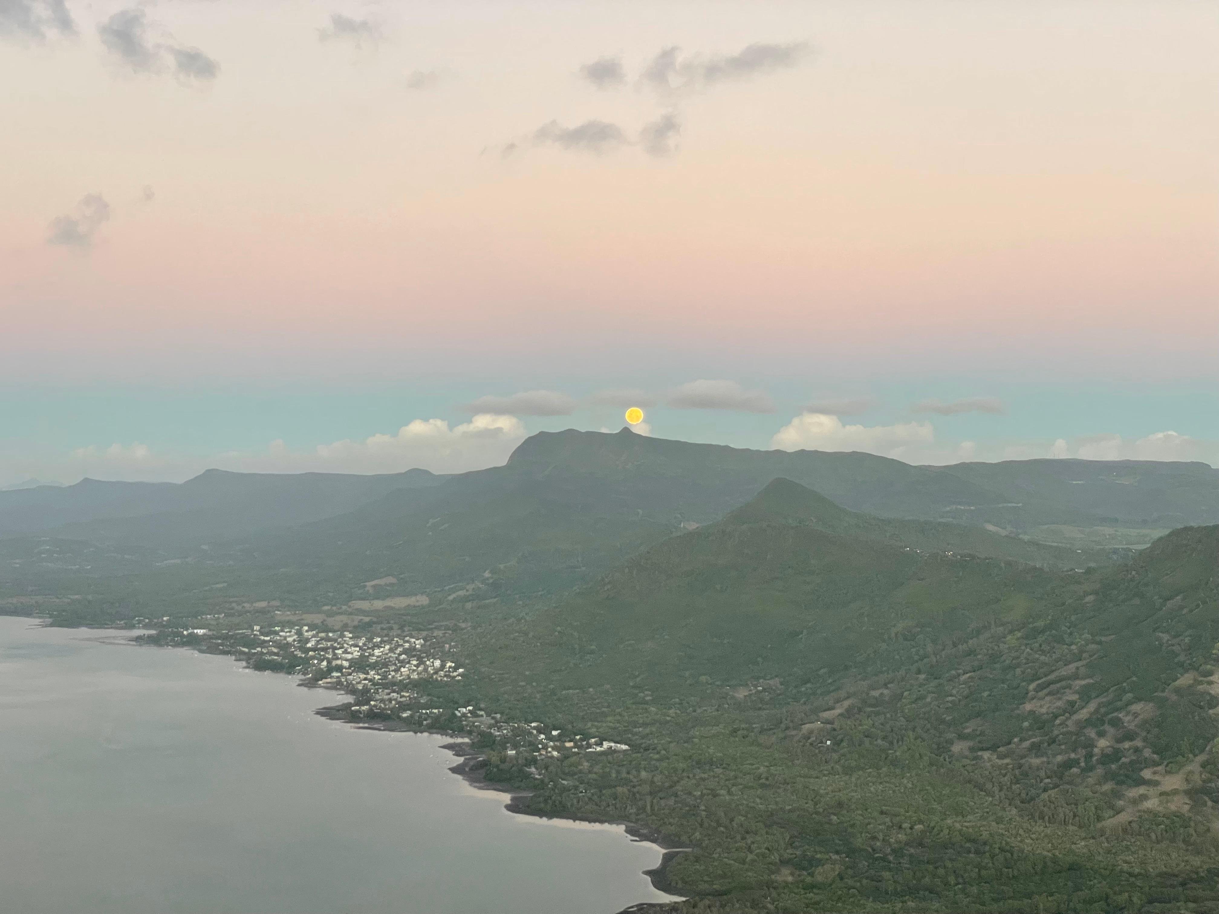Le Morne Brabant: Private Guided Summit Hike