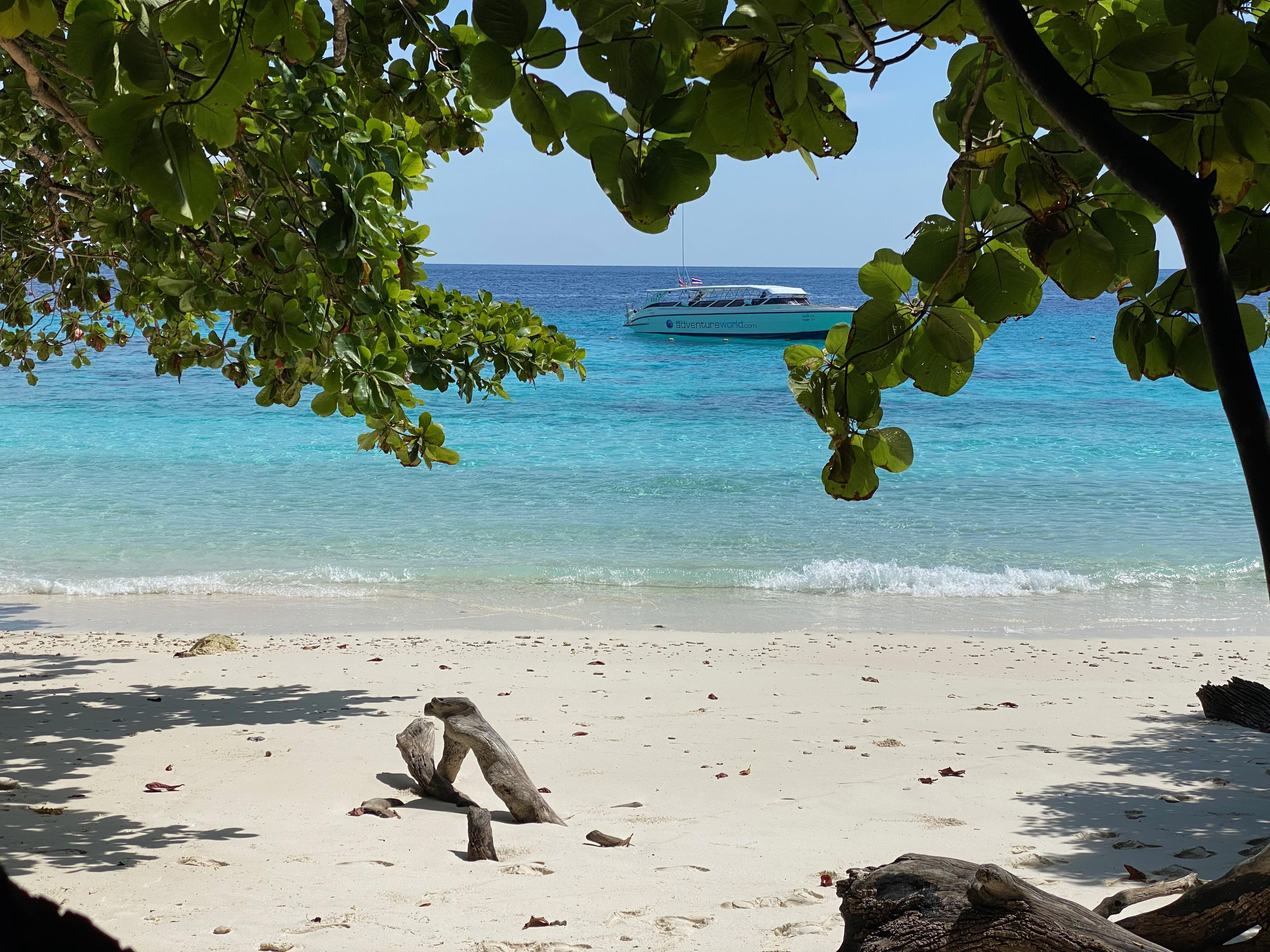 Similan Islands Early-Bird Speedboat & Snorkel Tour from Phuket & Khao Lak