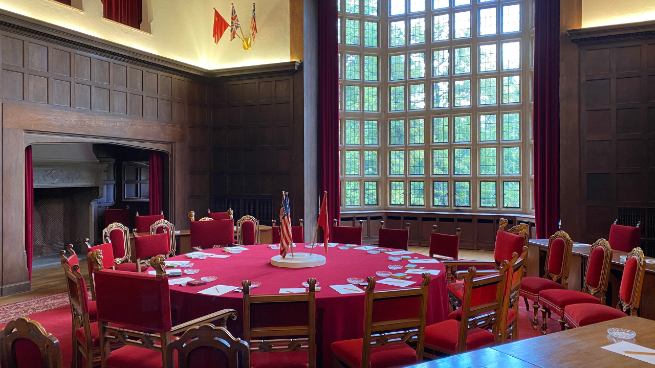 Potsdam Historical Day Tour: Palaces, Espionage & Cold War Sites
