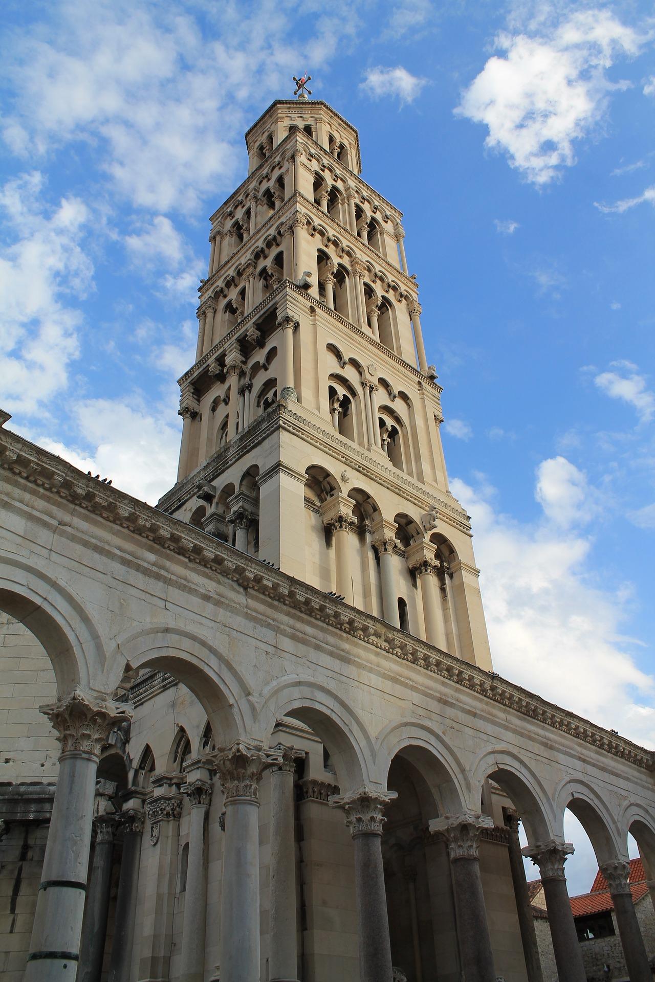 Split: Small-Group Walking Tour of Diocletian’s Palace