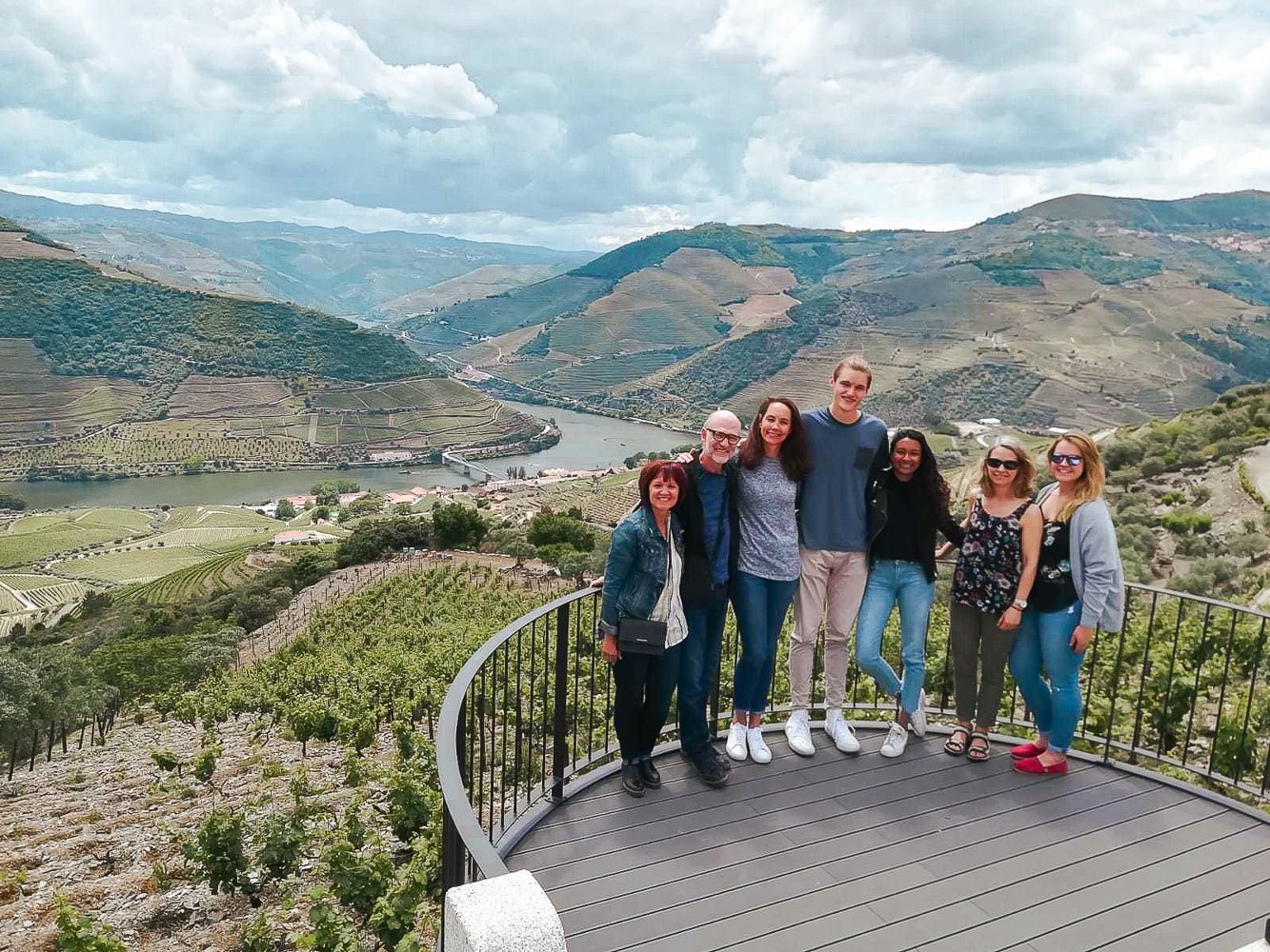Douro Valley Premium Wine Tour with Cruise & Lunch from Porto