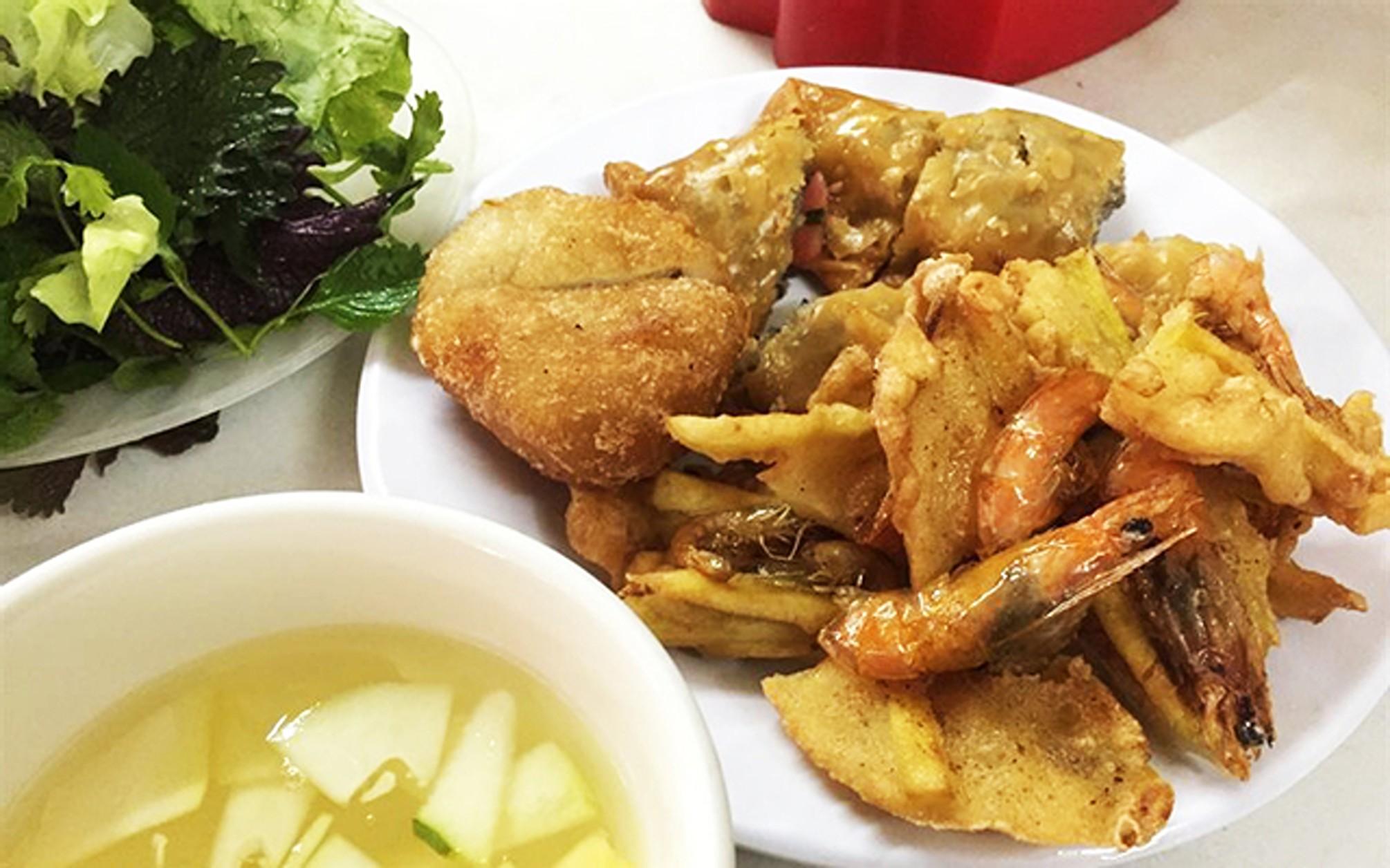 street food tour in Hanoi — photo 21