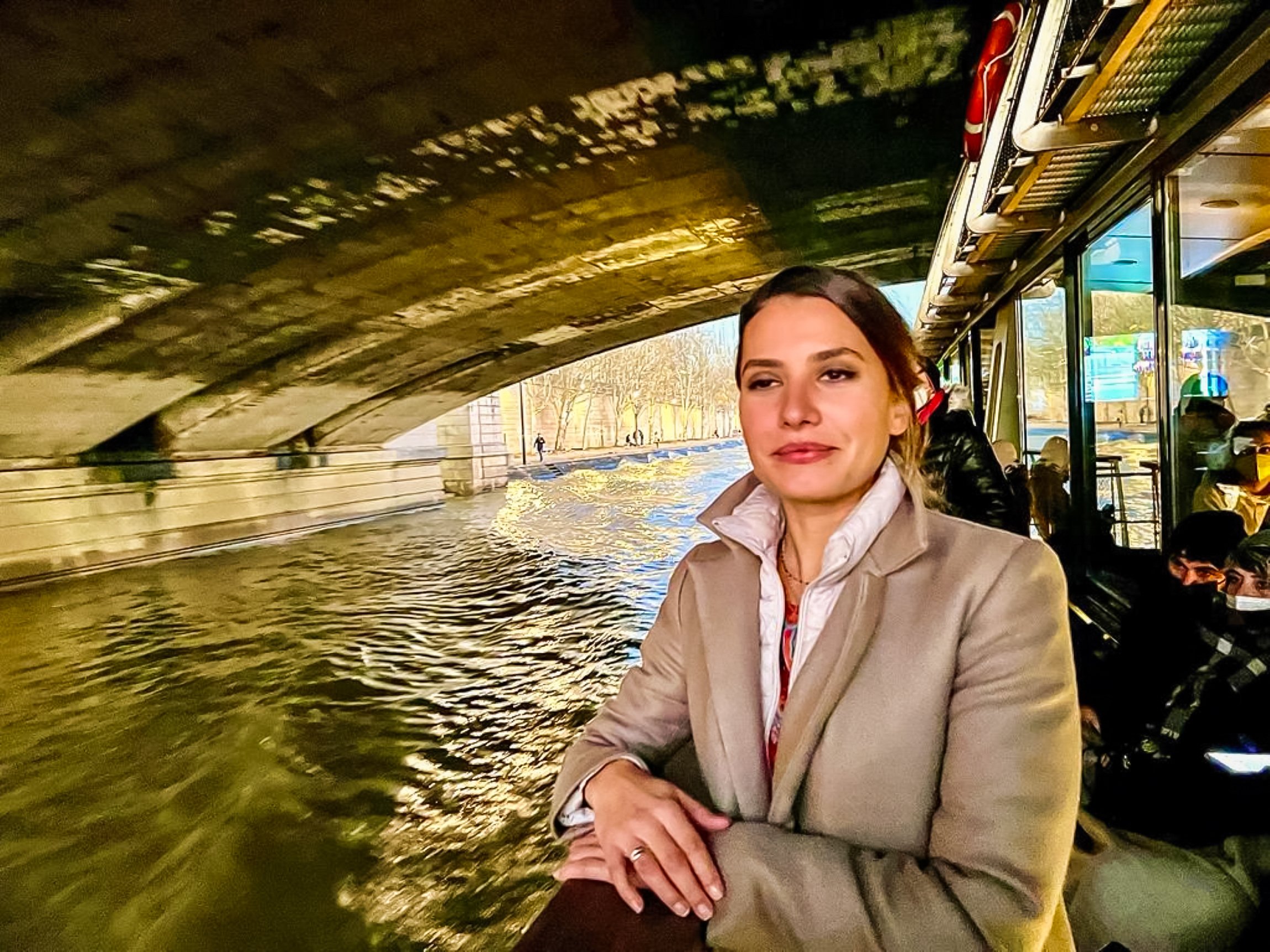 Paris: Eiffel Tower Seine Cruise & Crêpe Tasting