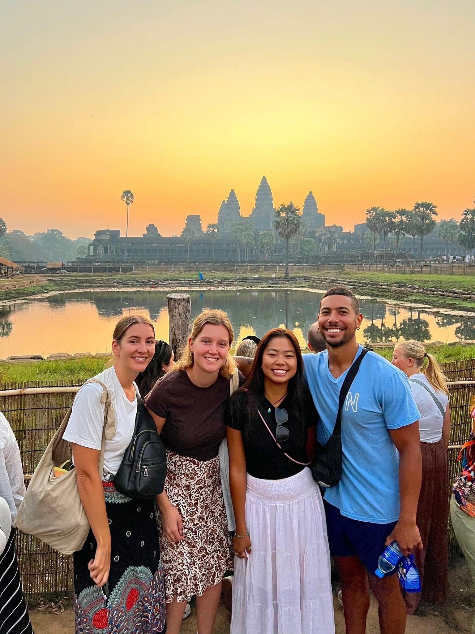 Siem Reap: Angkor Wat Sunrise & Multi-Temple Small Group Tour