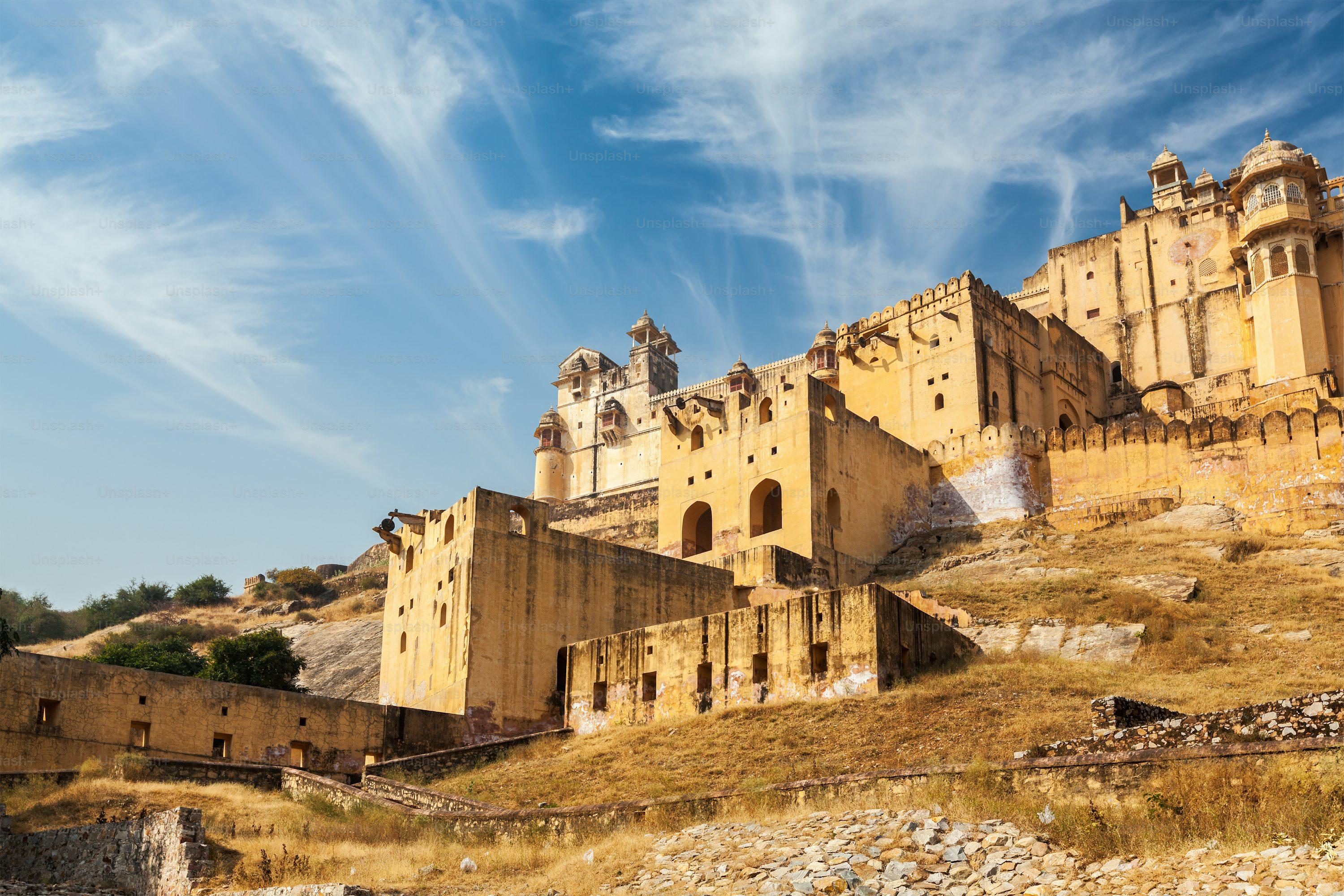 Jaipur Full-Day Highlights: Amber Fort to Nahargarh Sunset