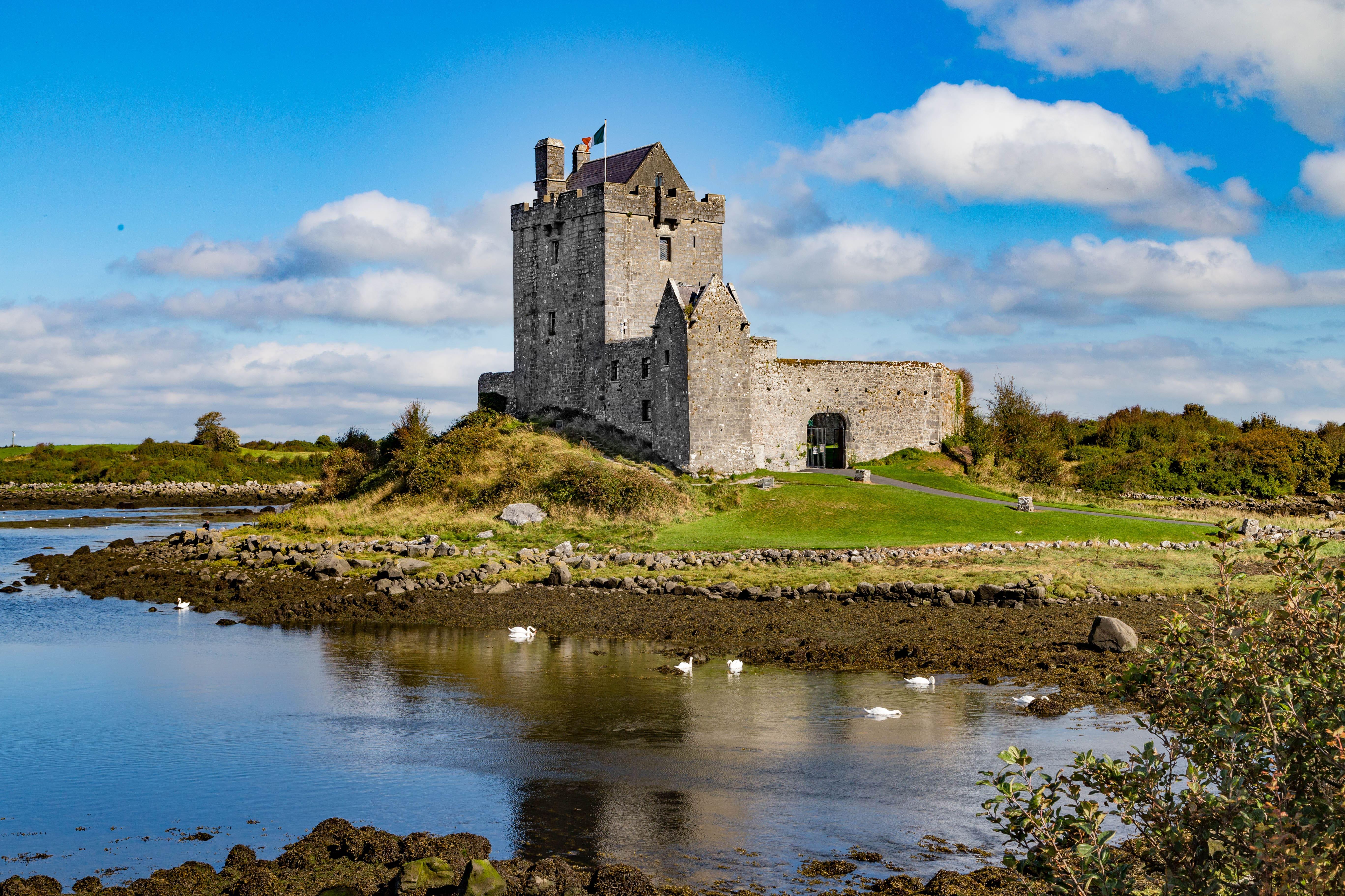 Dublin: Cliffs of Moher, Galway & Burren day tour