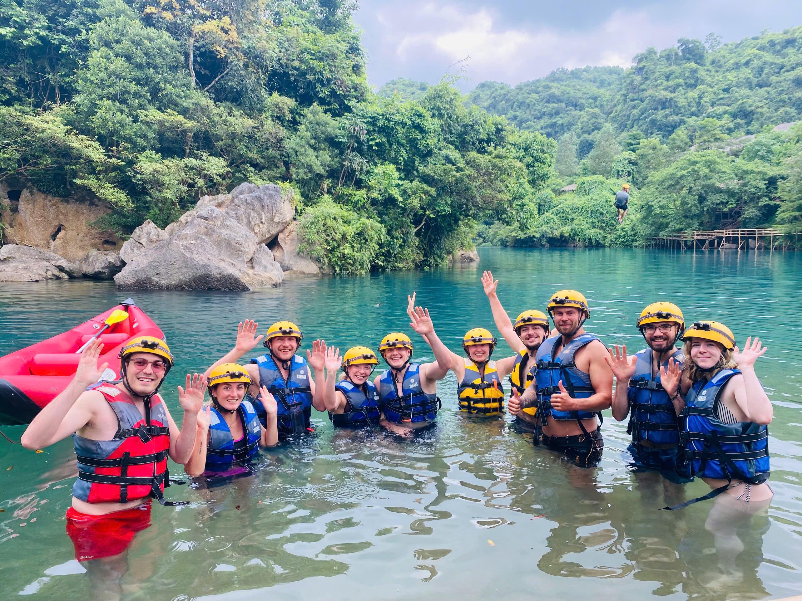 Phong Nha: Phong Nha Cave Boat Tour & Dark Cave Adventure