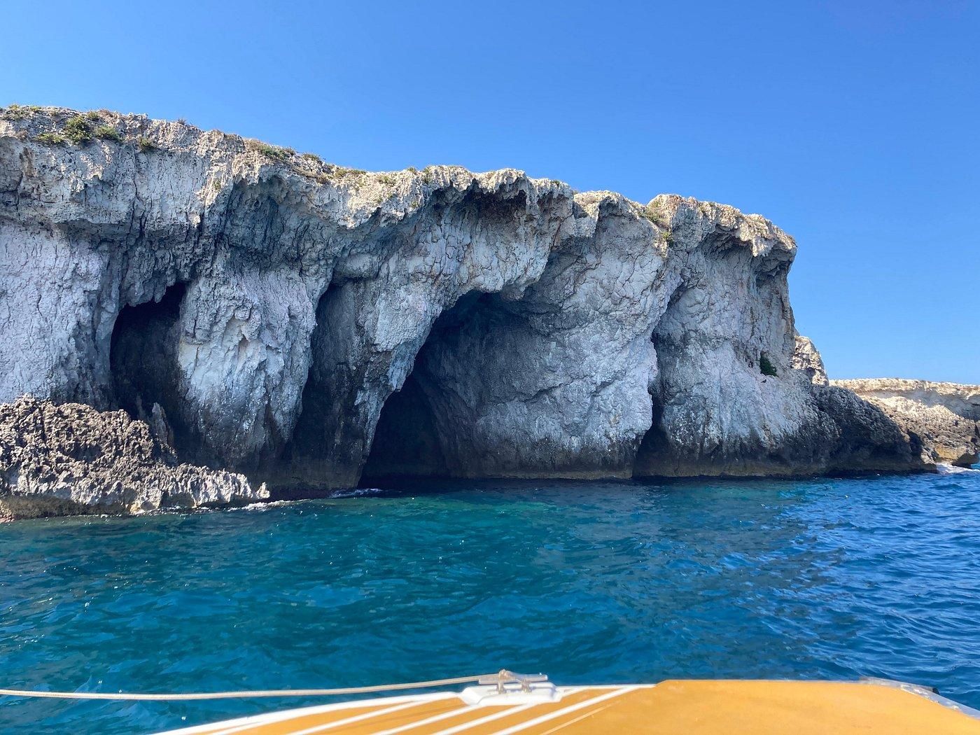 Syracuse: Ortigia Island and Sea Caves Boat Tour