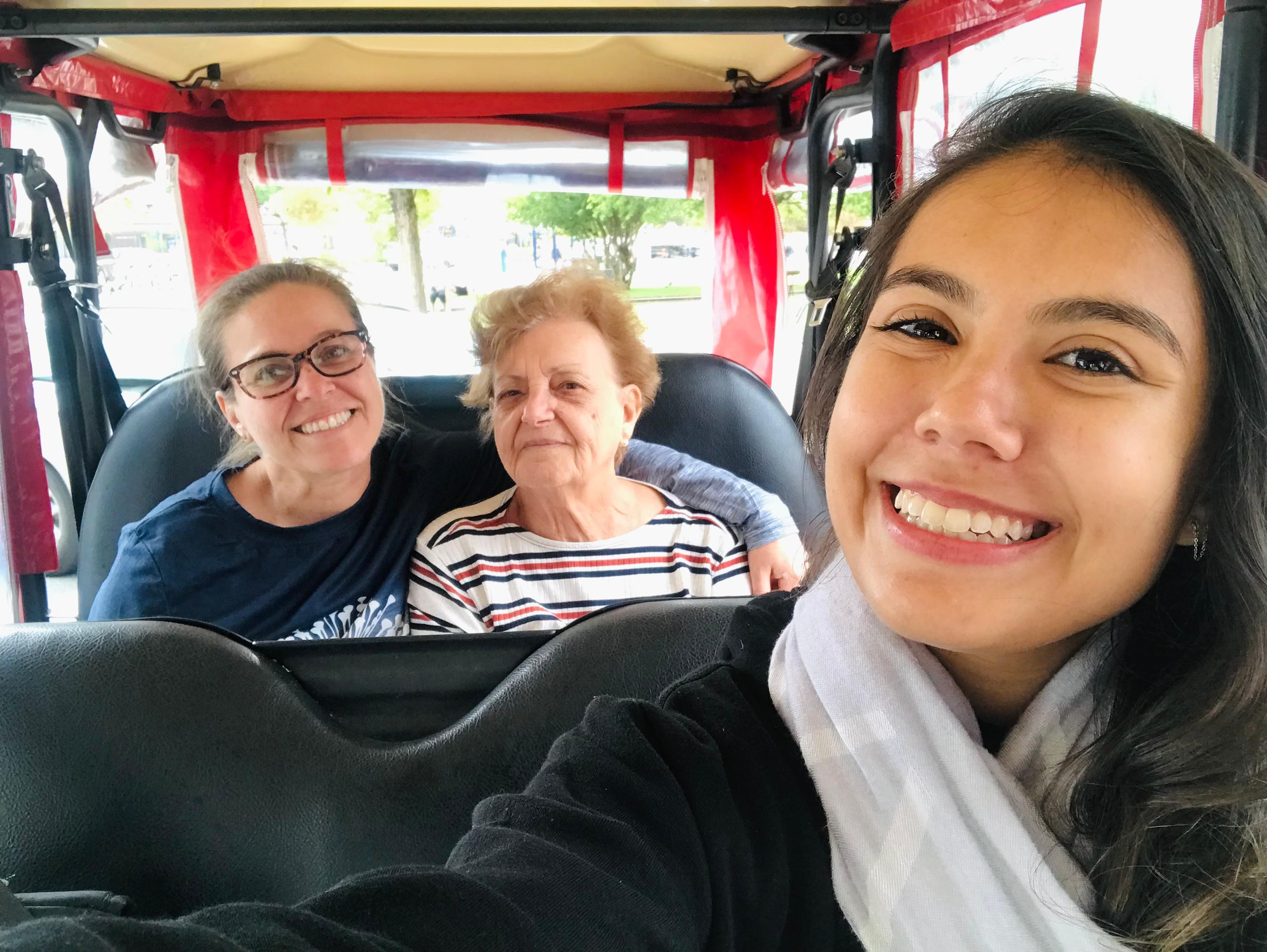 Lisbon Private Tuk-Tuk Tour with Hotel Pickup
