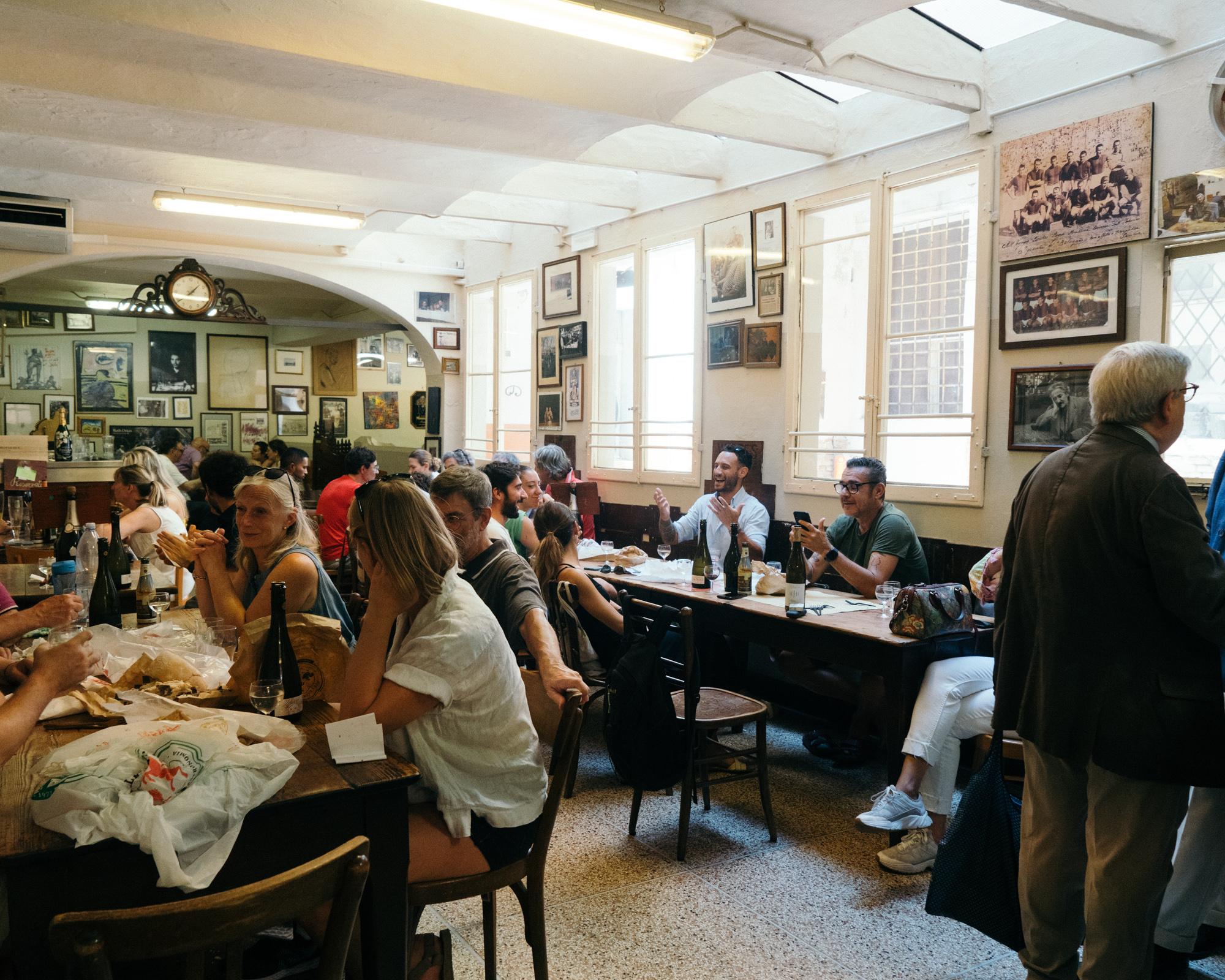 Bologna food tour — Quadrilatero market tastings and Emilia-Romagna cuisine — image 8