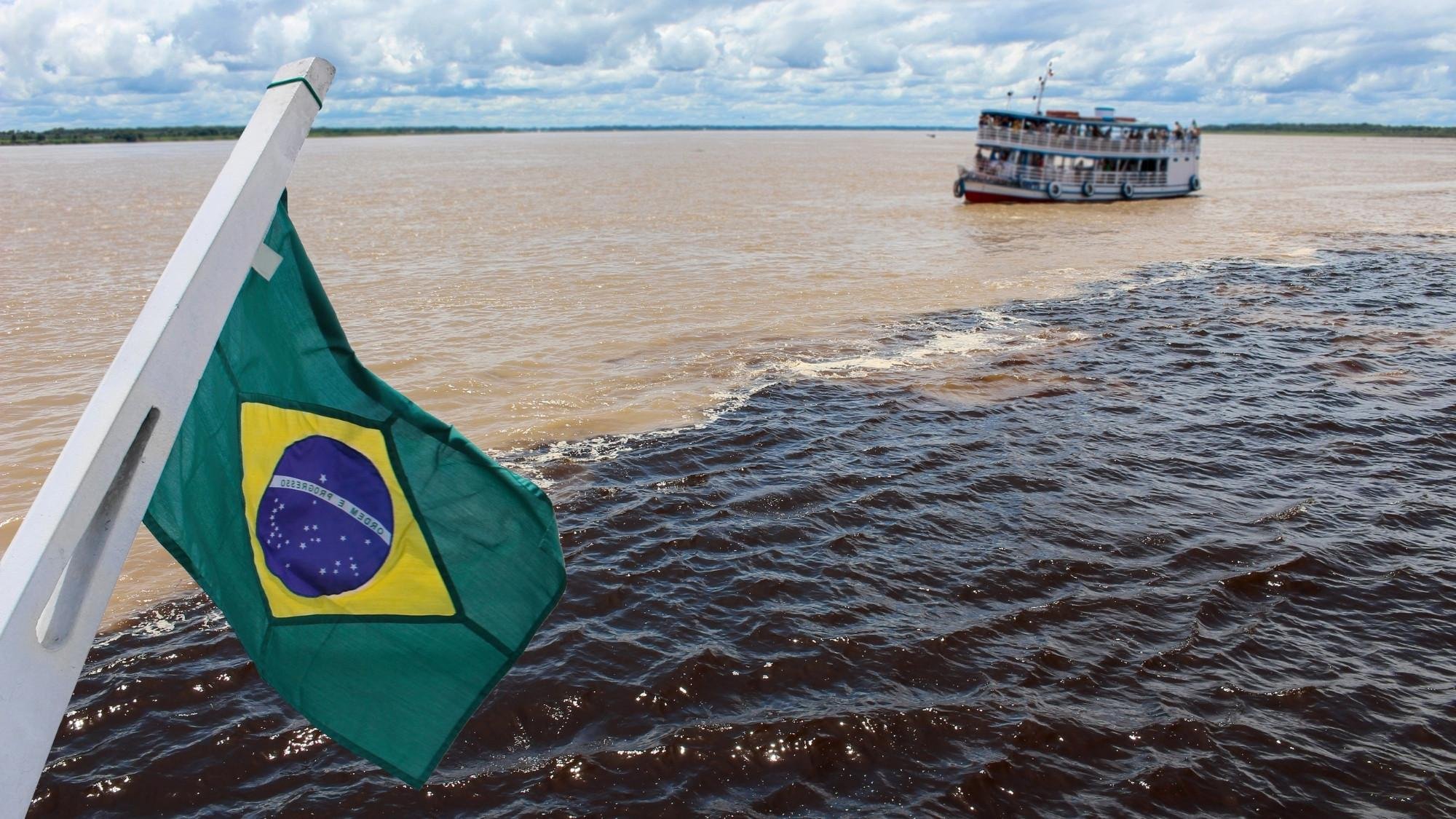 Manaus Amazon Speedboat Adventure: Dolphins, Rivers & Indigenous Culture