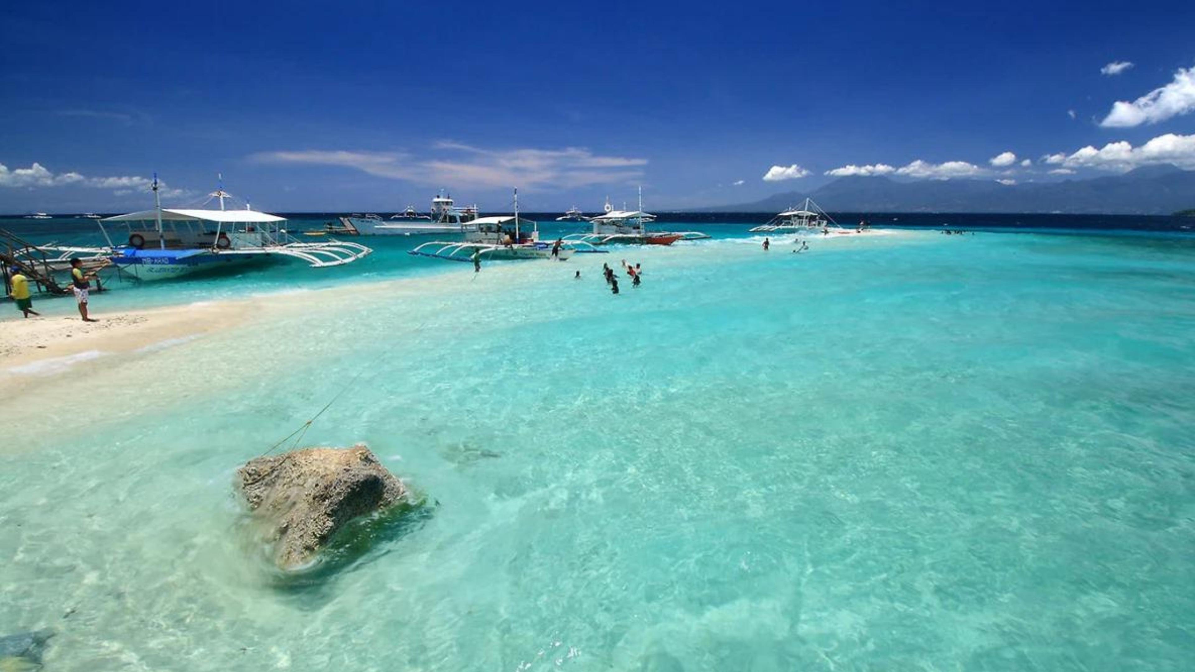 Cebu: Sumilon Island Resort Full-Day Escape with Lunch & Transfers