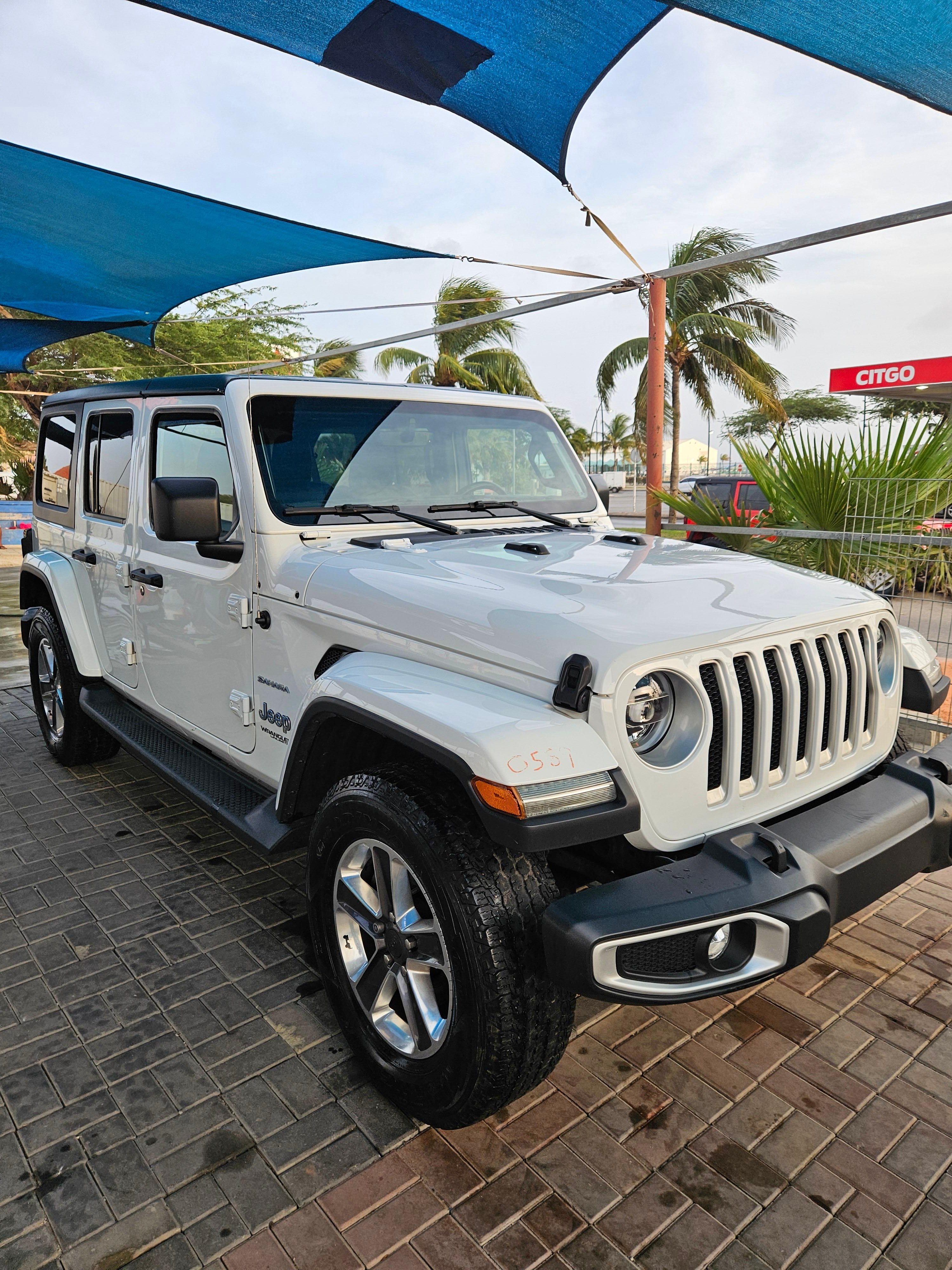 Full-Day Jeep Wrangler 4x4 Rental in Aruba