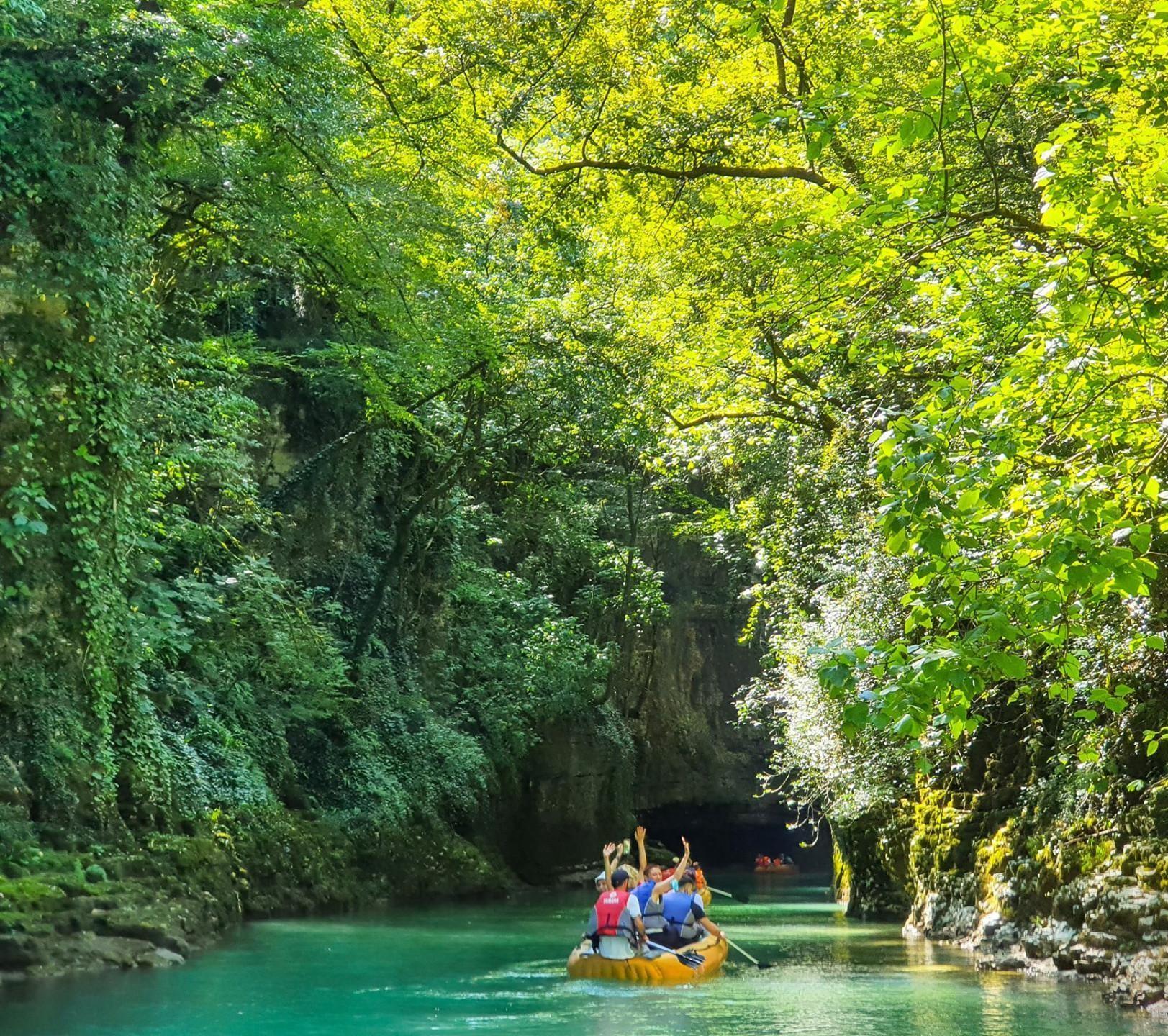 Private Western Georgia Canyon & Cave Adventure