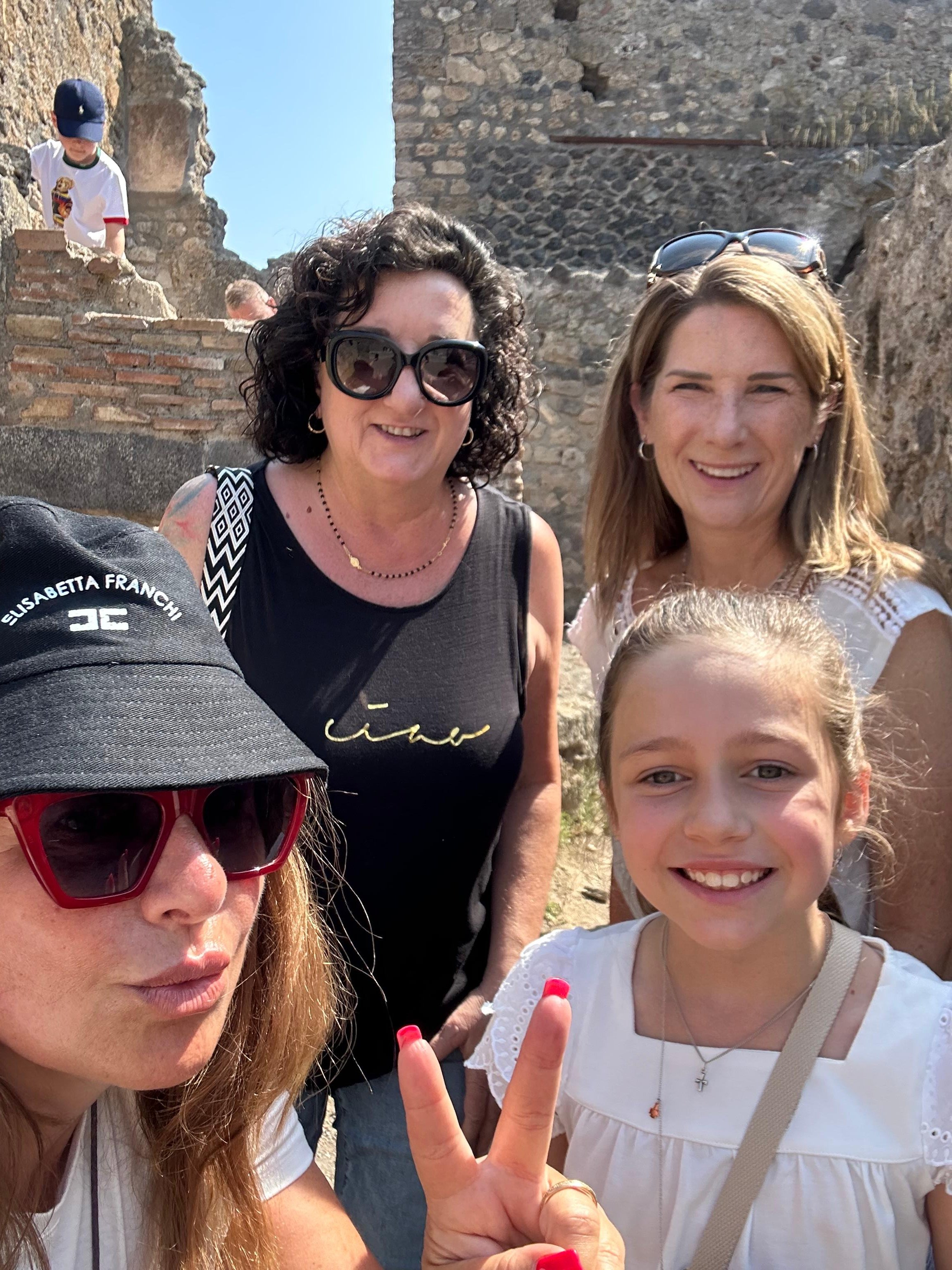 Naples to Pompeii Roundtrip with Private Guide & Transfer