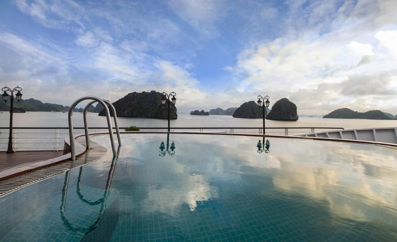 Ha Long & Lan Ha Bay 2-Day 5-Star Balcony Cruise